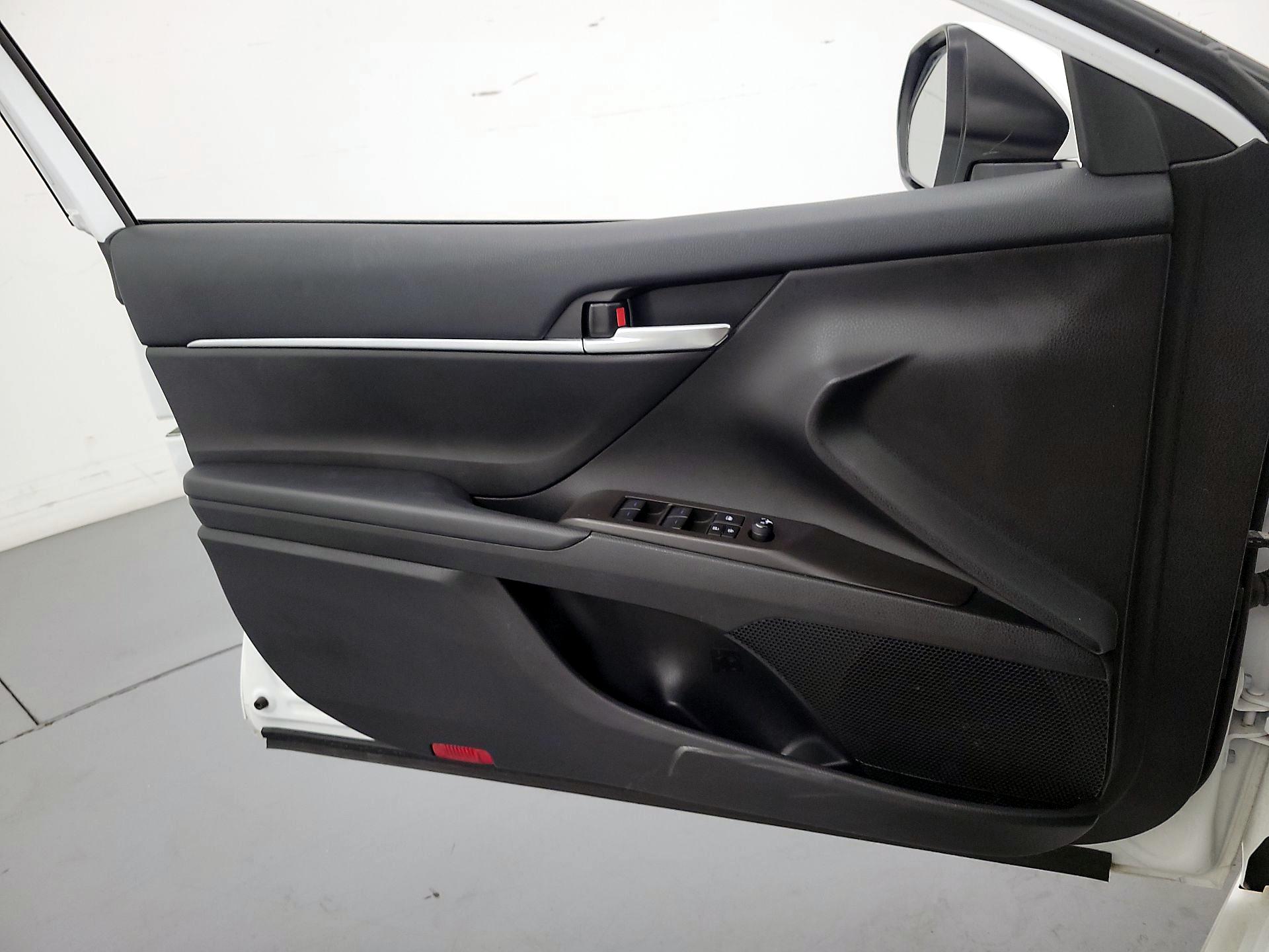 Thumbnail: 2023 Toyota Camry - 12