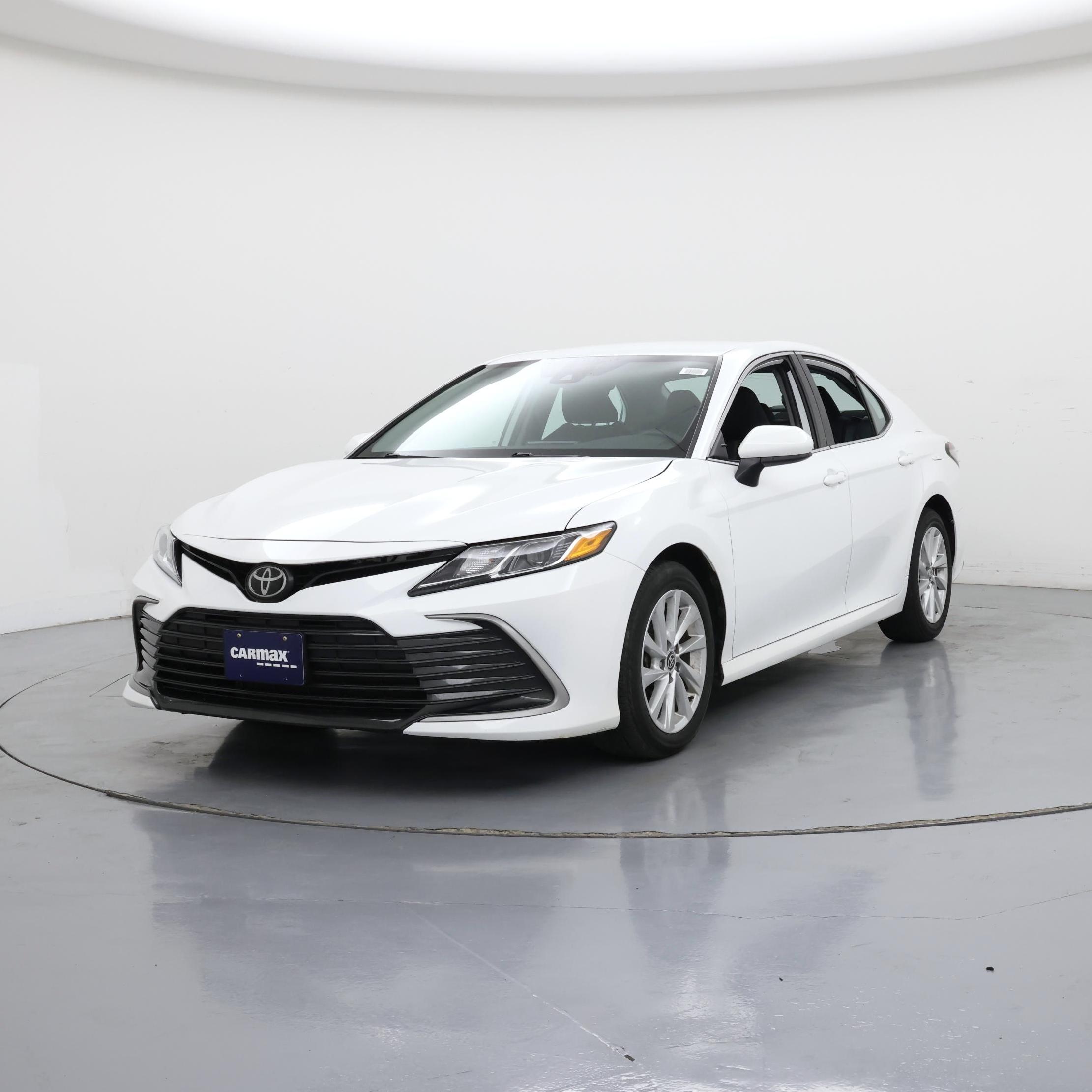 Thumbnail: 2023 Toyota Camry - 4