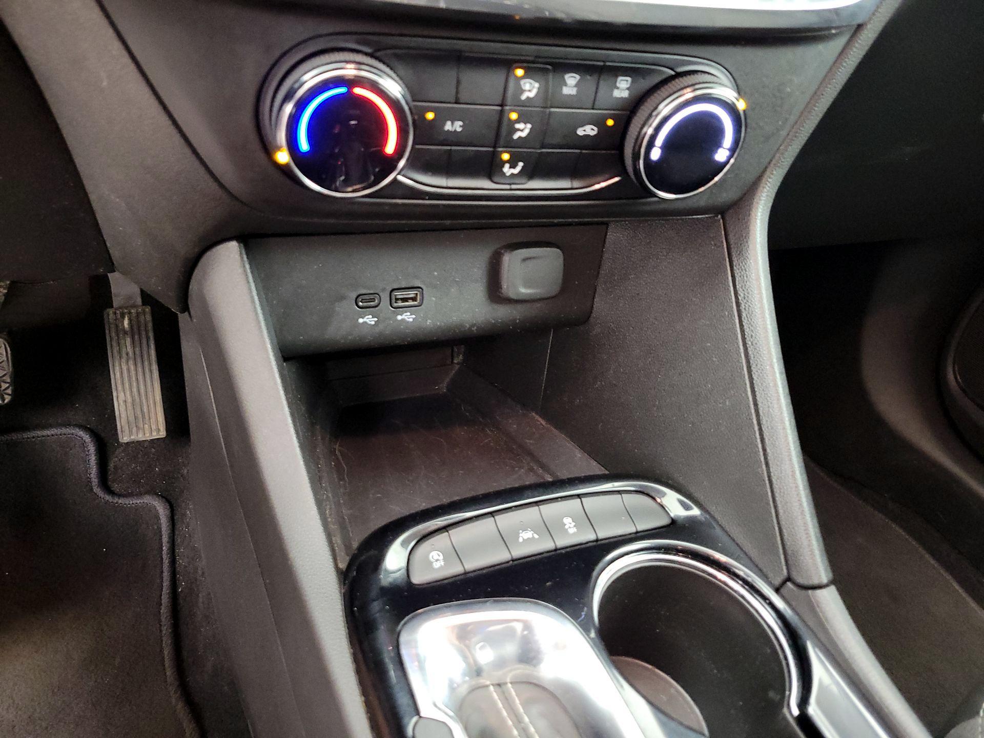 Thumbnail: 2024 Buick Encore GX - 18