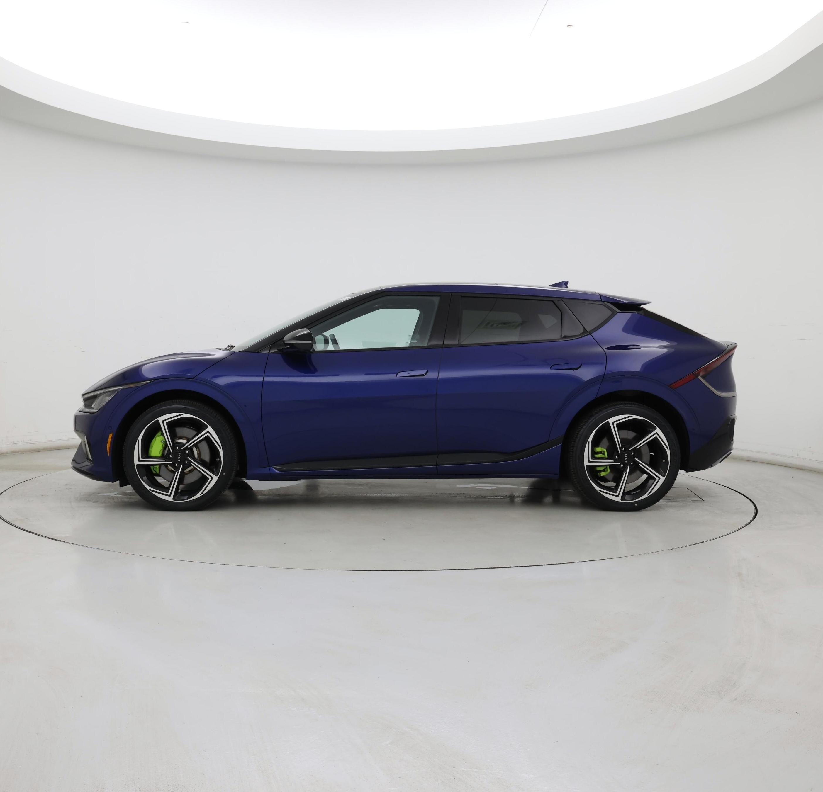 Thumbnail: 2023 Kia EV6 - 3