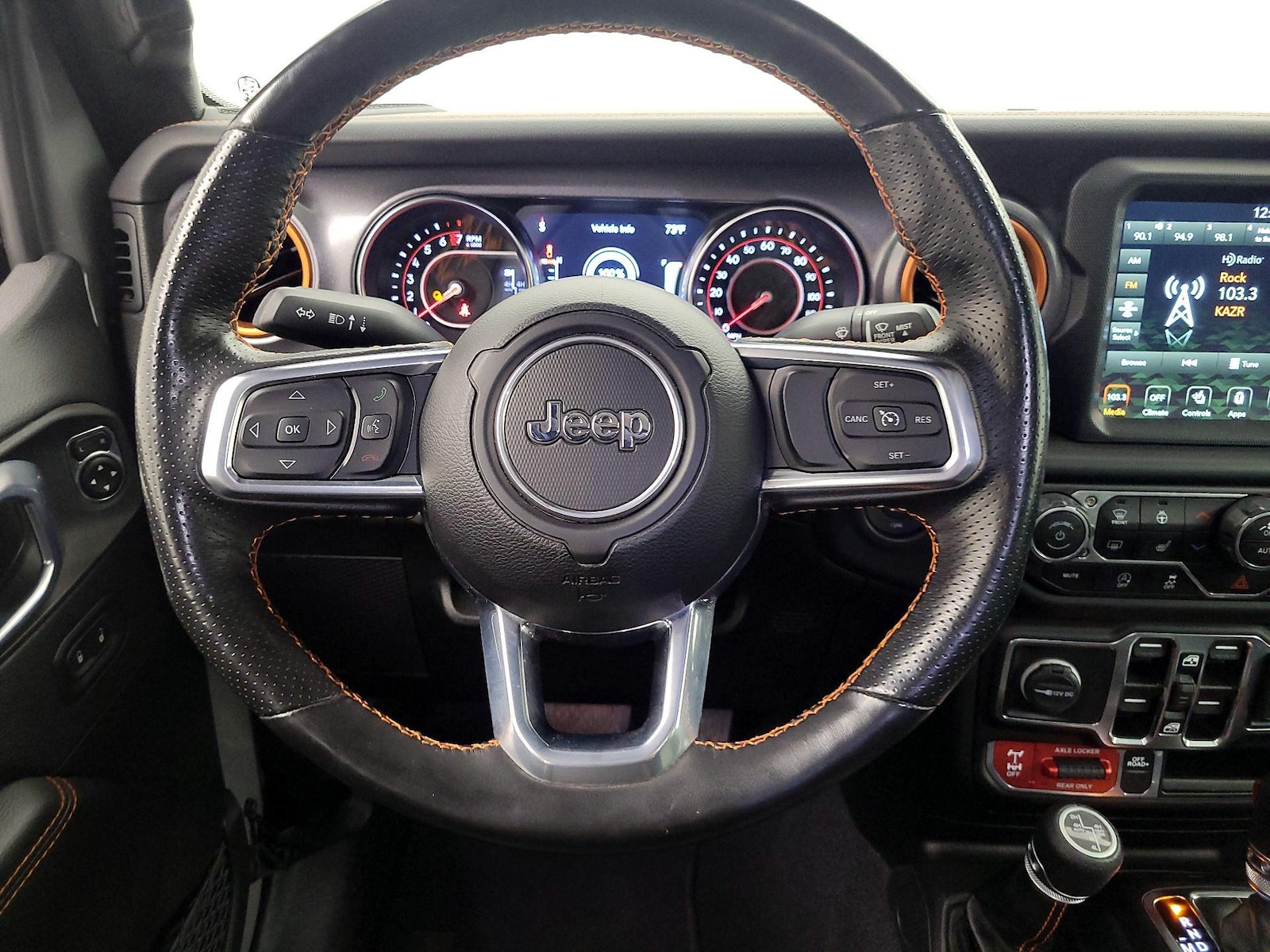 2021 Jeep Gladiator Mojave - Photo 11