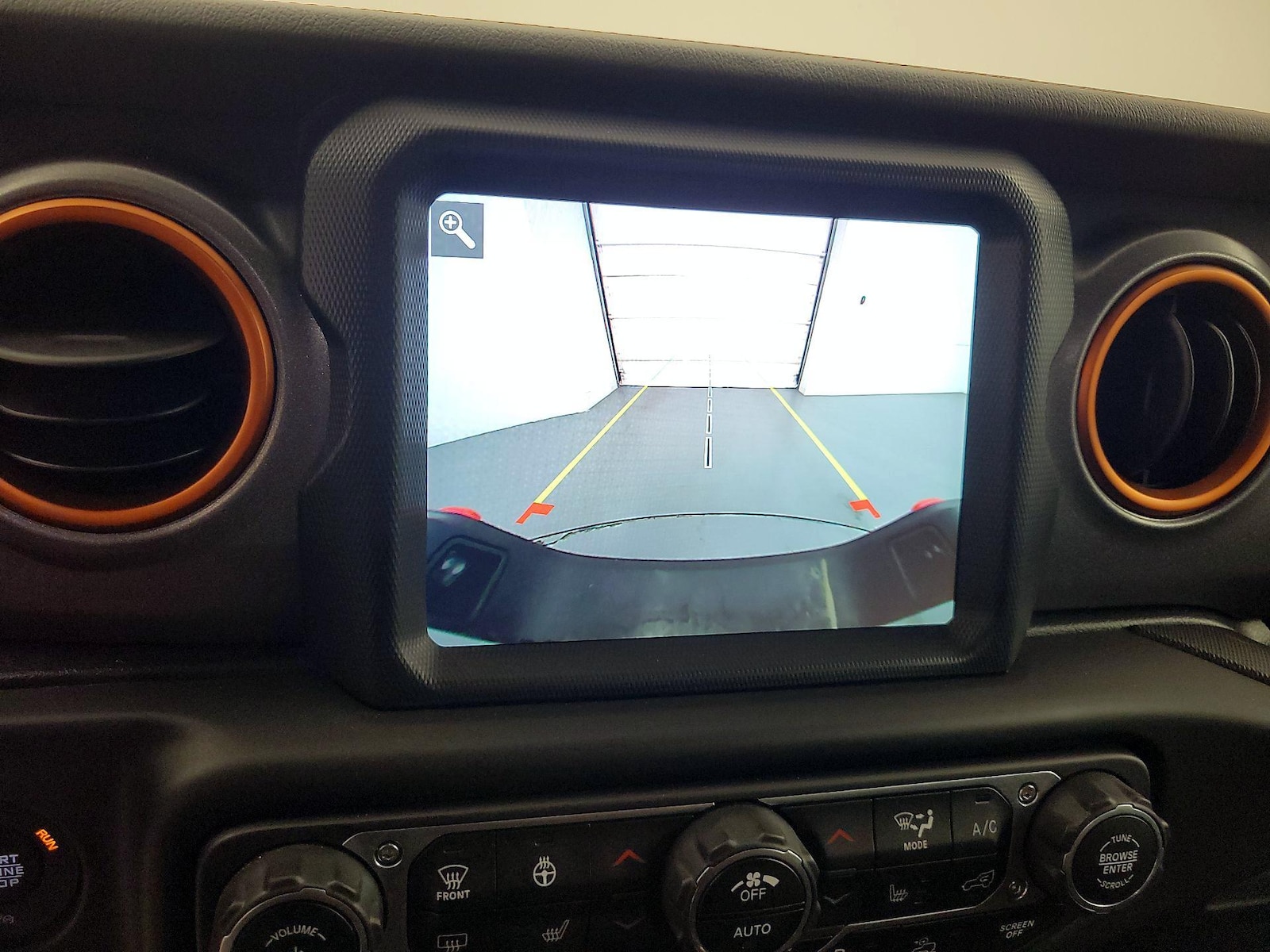 2021 Jeep Gladiator Mojave - Photo 15