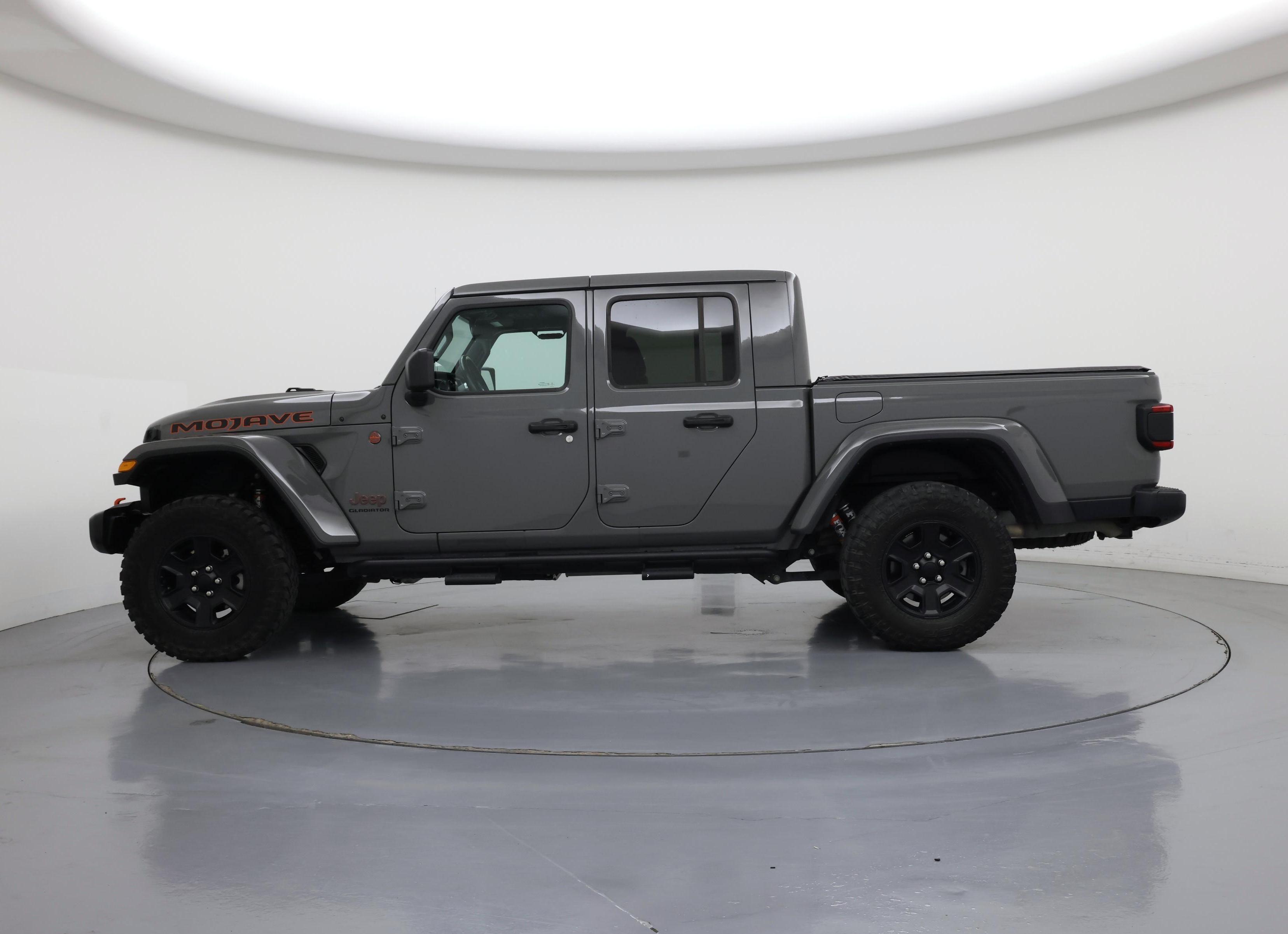 Thumbnail: 2021 Jeep Gladiator - 3