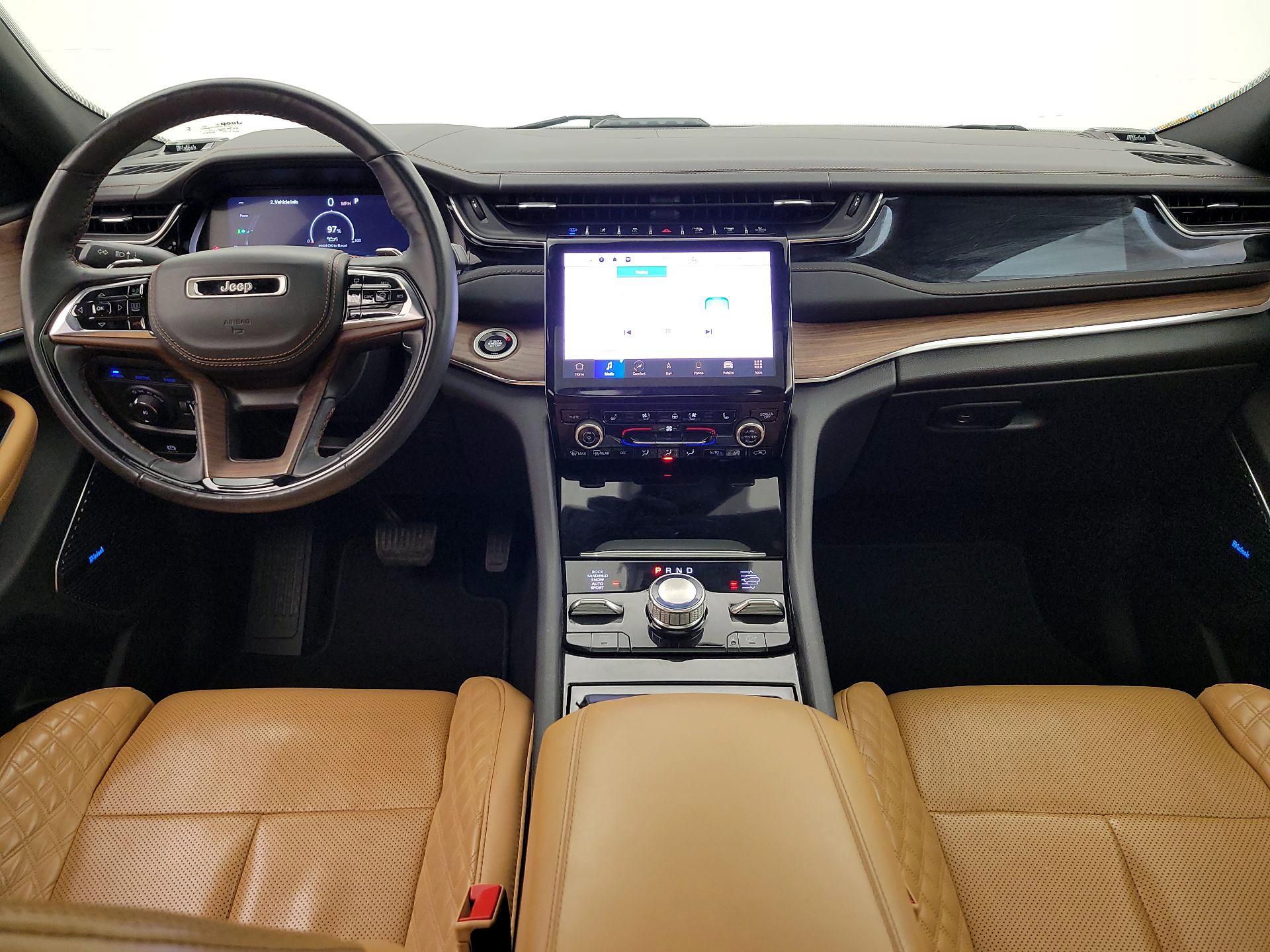 Thumbnail: 2022 Jeep Grand Cherokee - 9