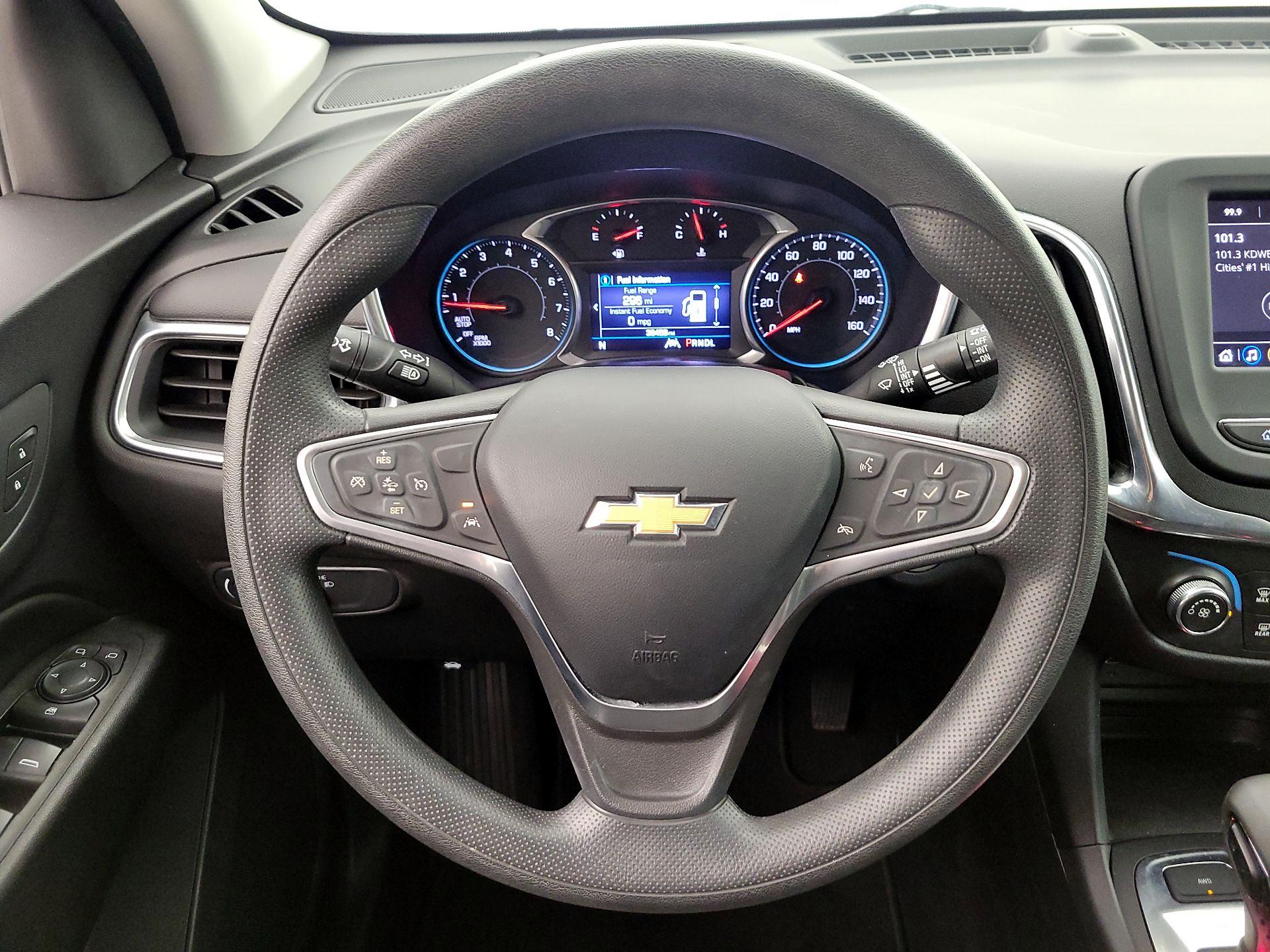 Thumbnail: 2022 Chevrolet Equinox - 10