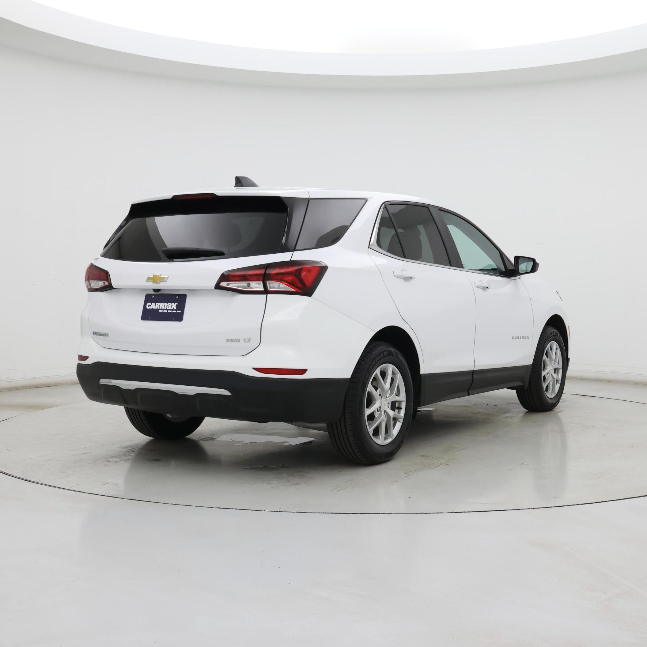 Thumbnail: 2022 Chevrolet Equinox - 8