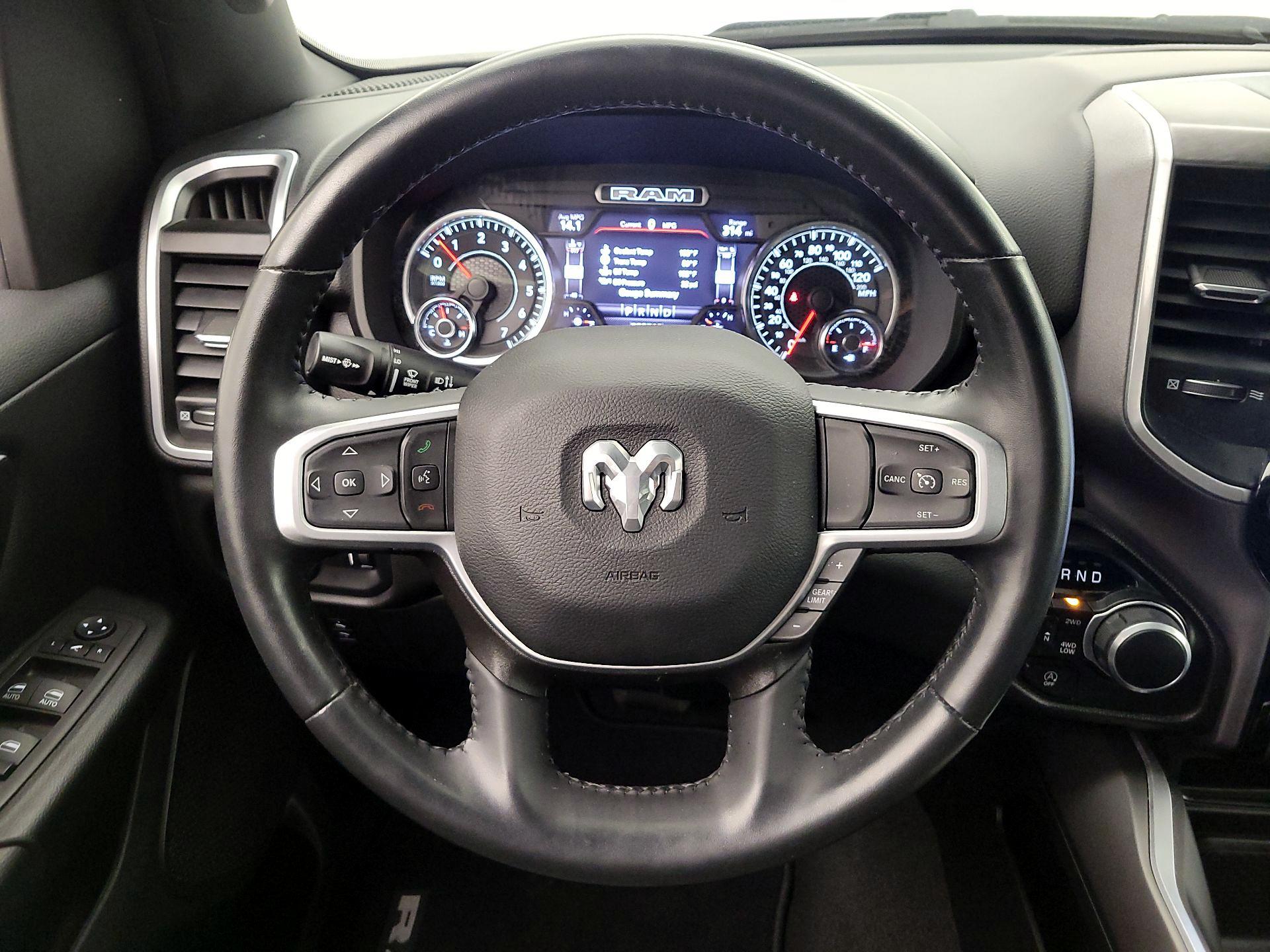 Thumbnail: 2023 RAM 1500 - 10
