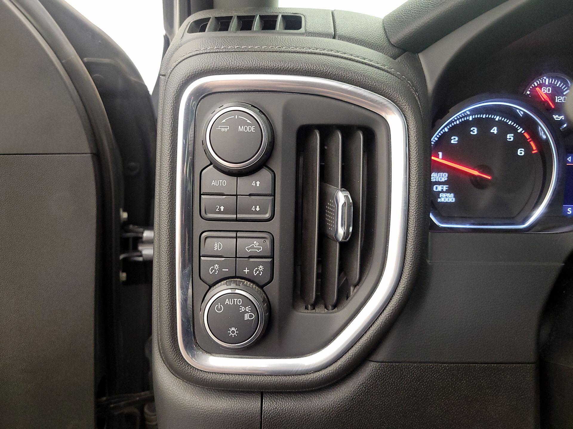 Thumbnail: 2021 Chevrolet Silverado 1500 - 13
