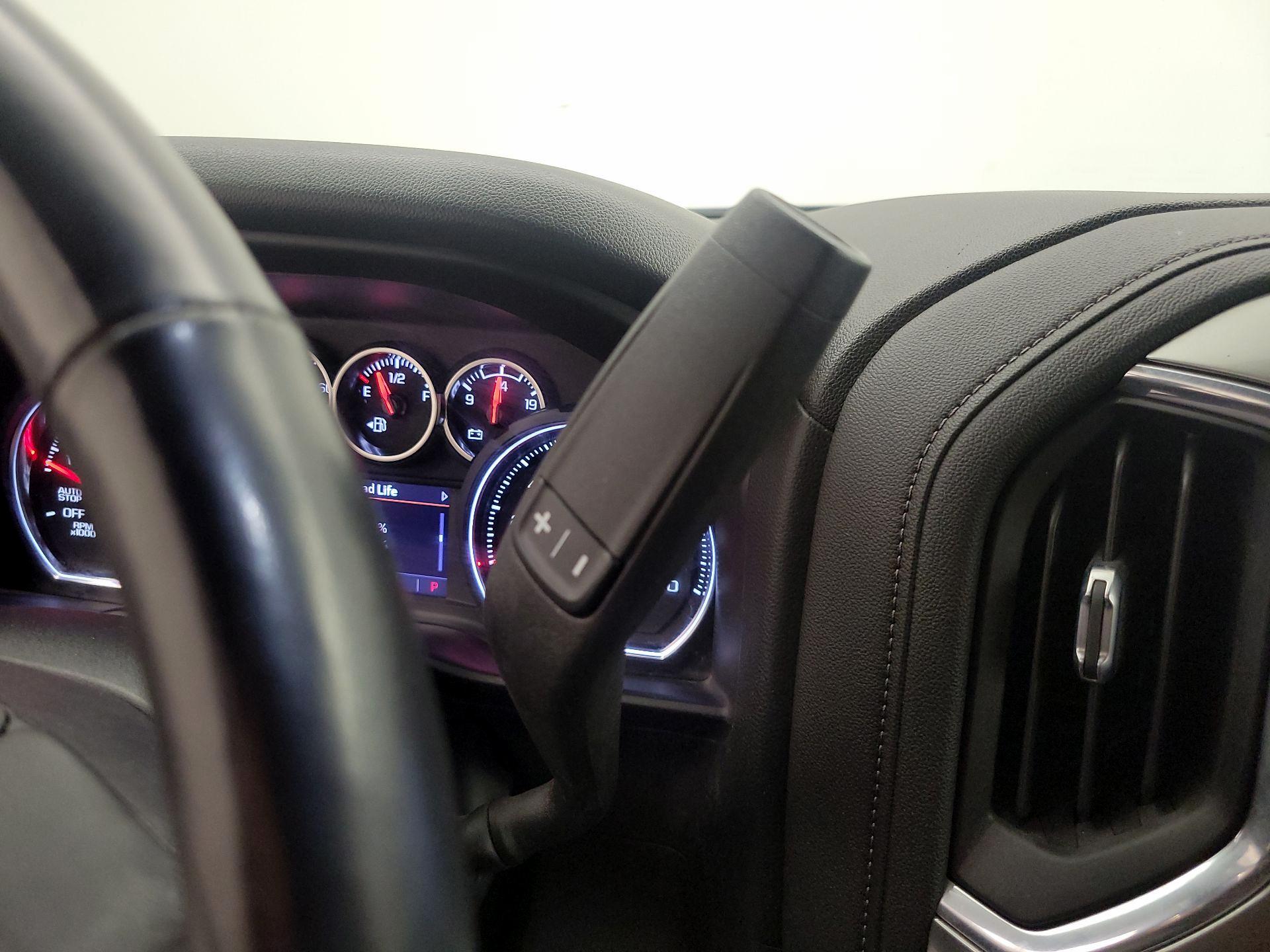 Thumbnail: 2021 Chevrolet Silverado 1500 - 17