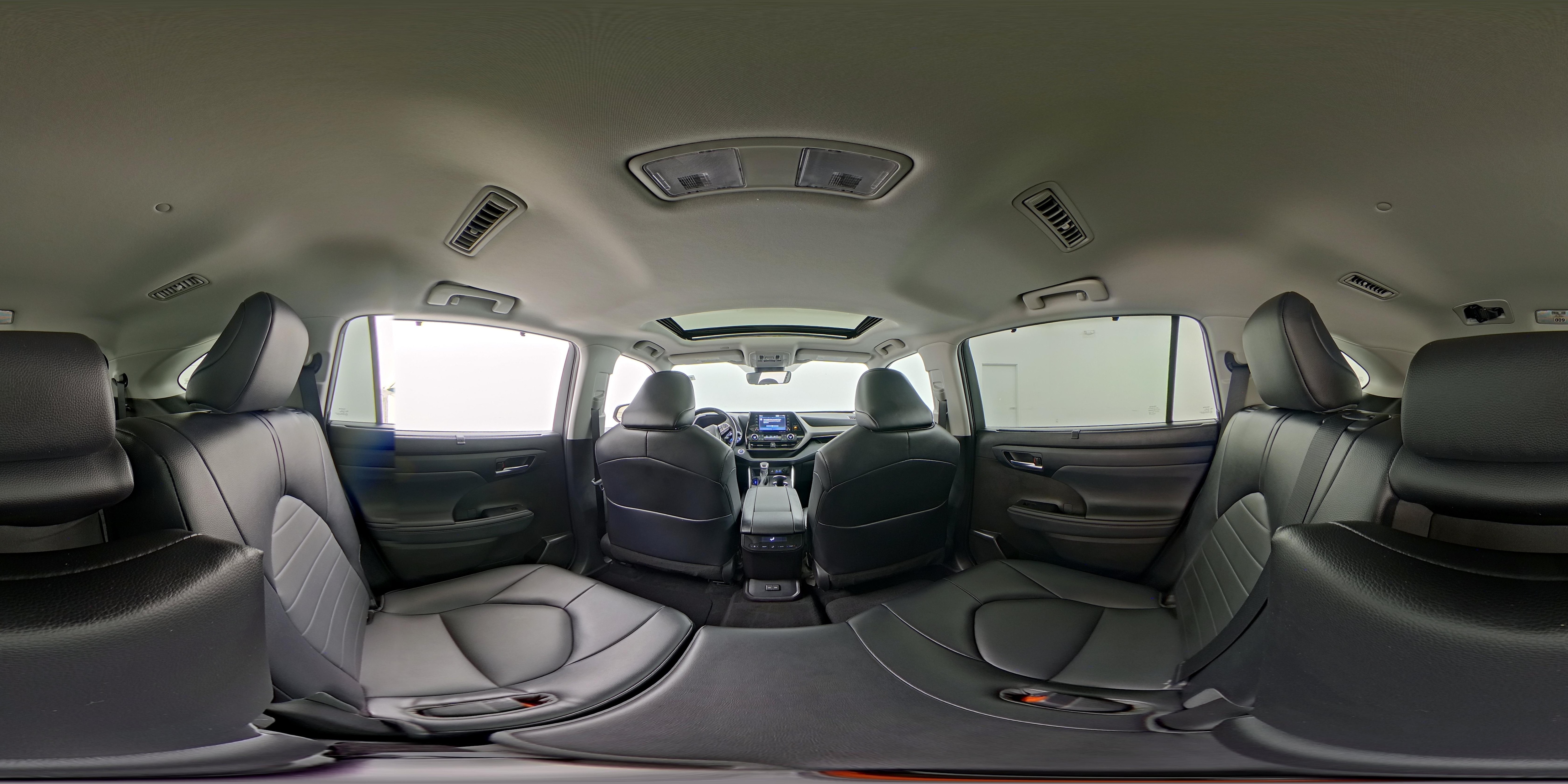 2022 Toyota Highlander XLE - Photo 28