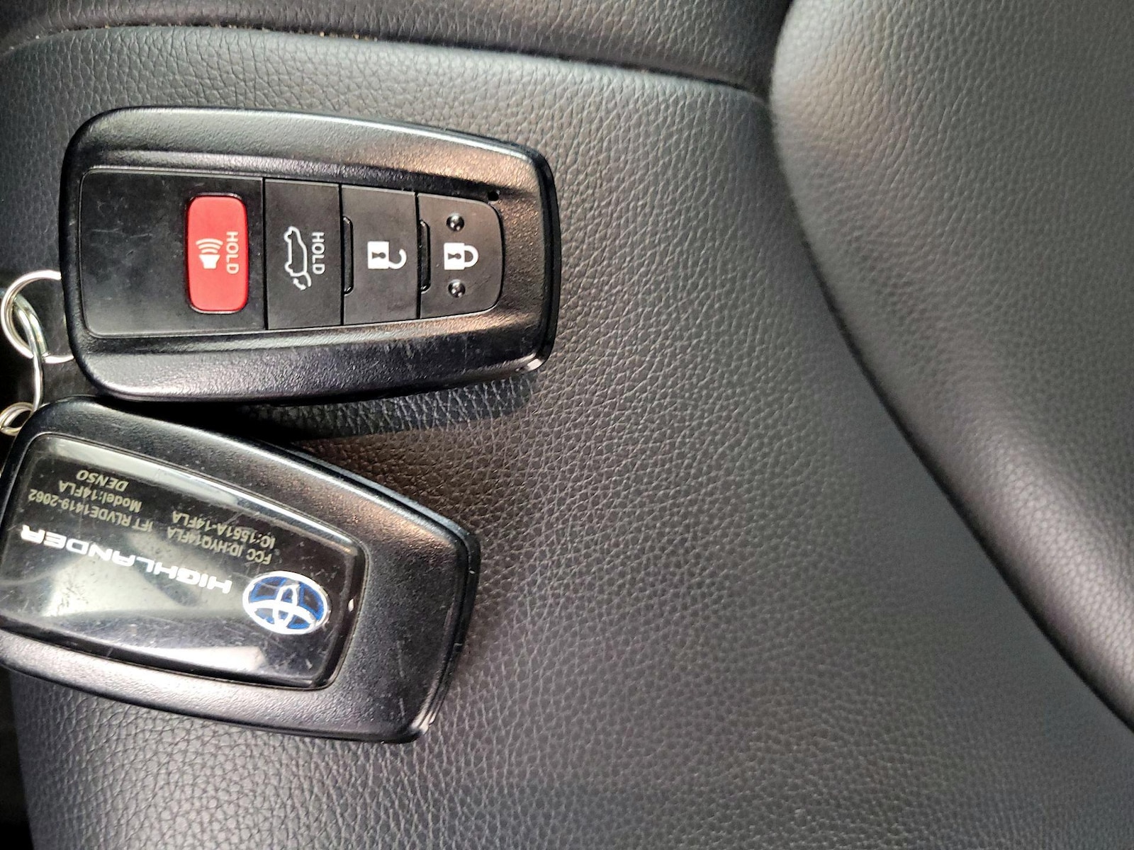 2022 Toyota Highlander XLE - Photo 26