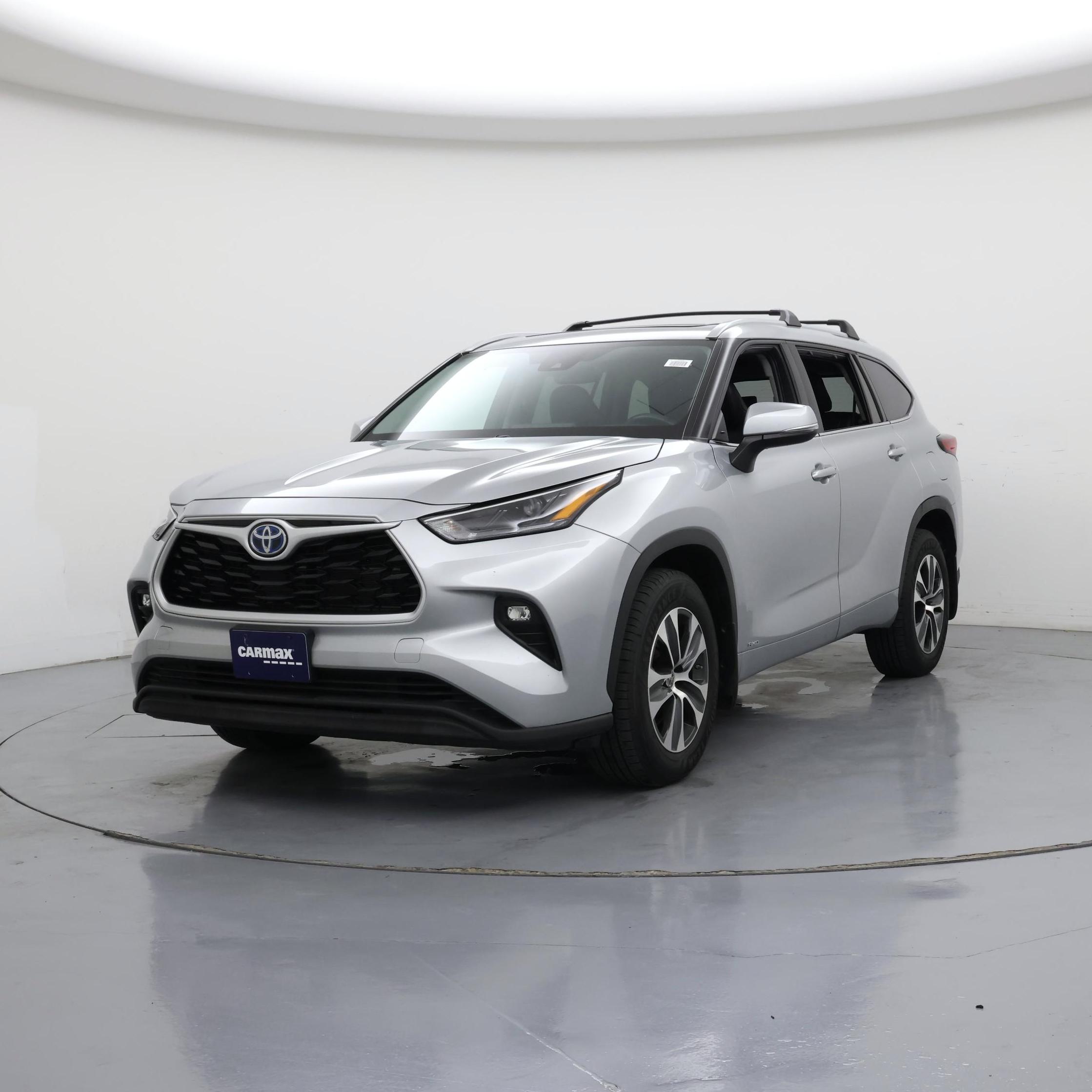 Thumbnail: 2022 Toyota Highlander - 4