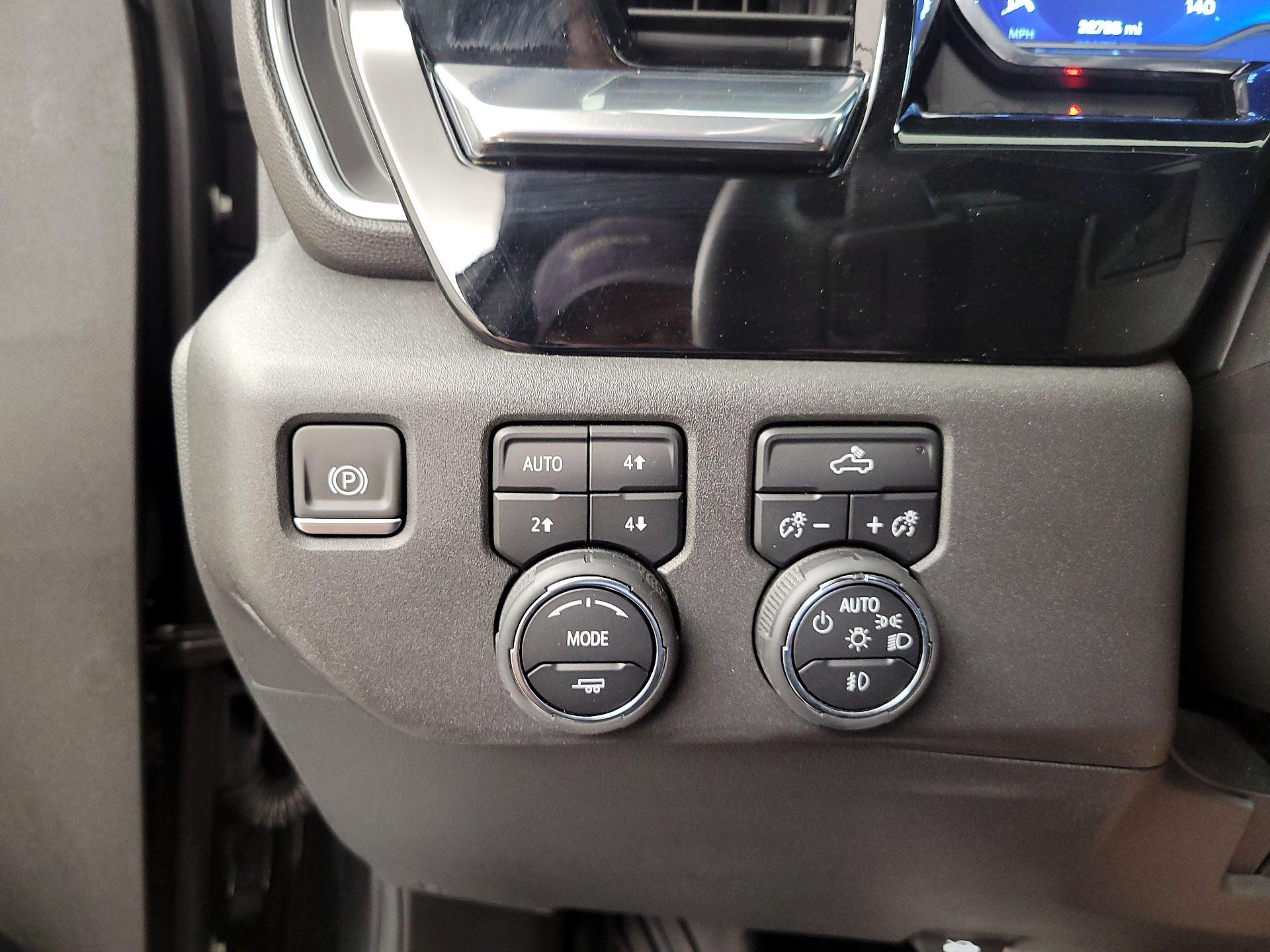 Thumbnail: 2023 Chevrolet Silverado 1500 - 13
