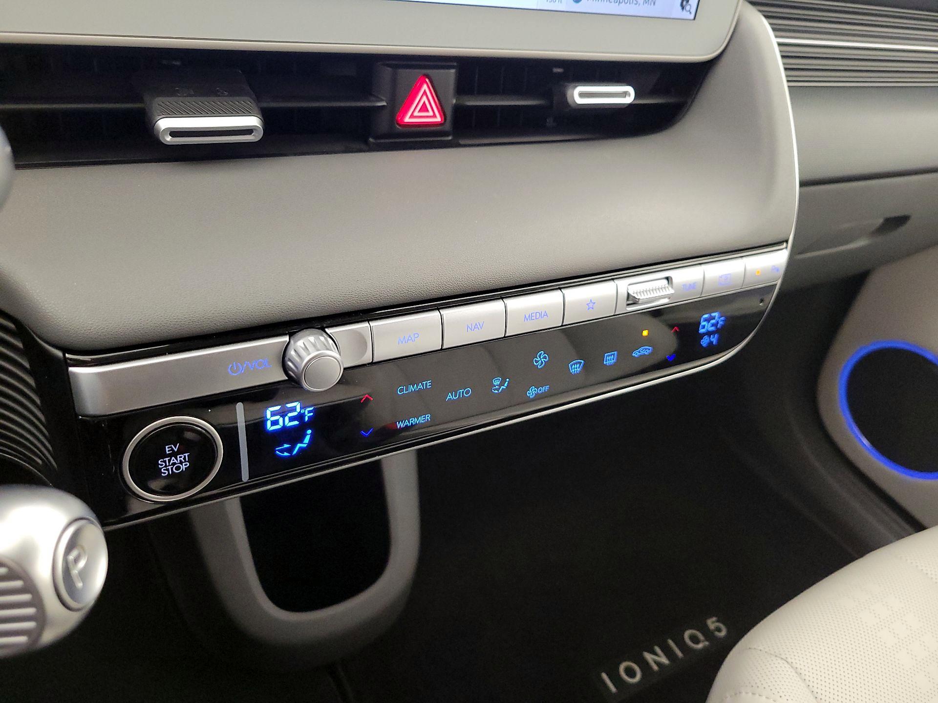 Thumbnail: 2023 Hyundai Ioniq 5 - 17