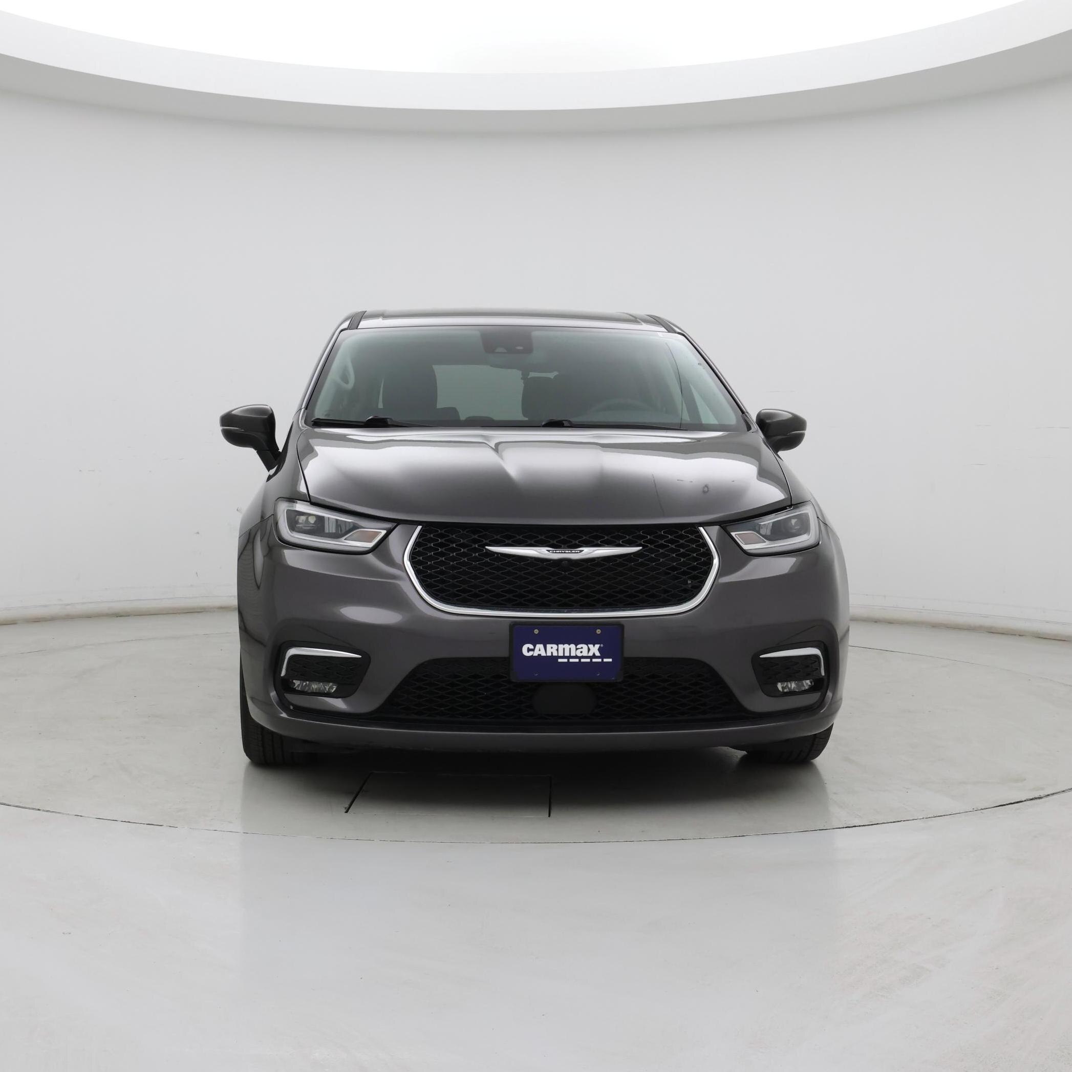 Thumbnail: 2023 Chrysler Pacifica - 5