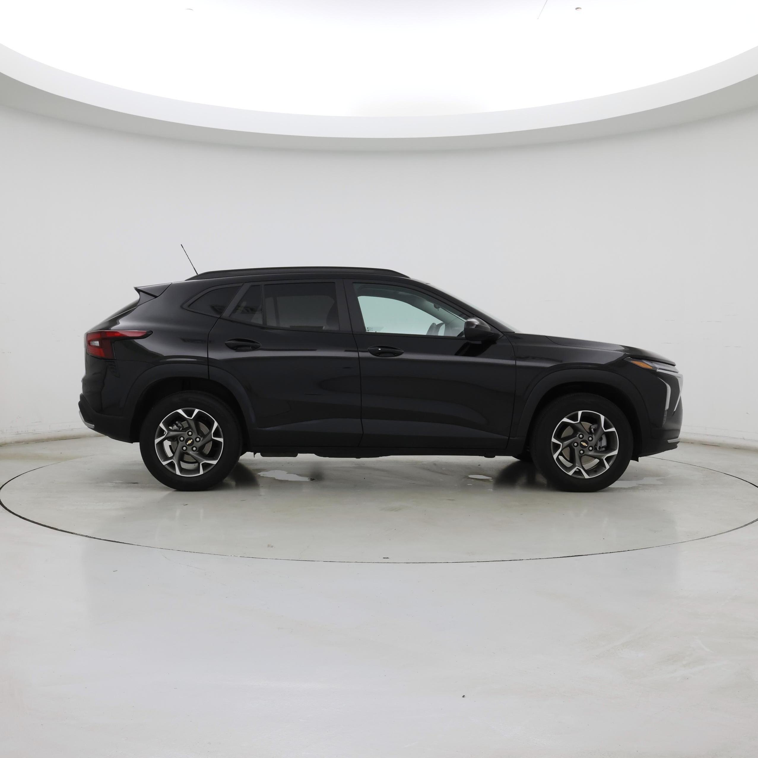 Thumbnail: 2024 Chevrolet Trax - 7