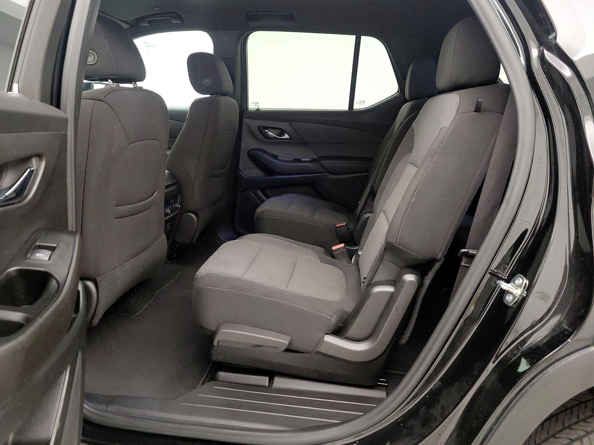 Thumbnail: 2023 Chevrolet Traverse - 20