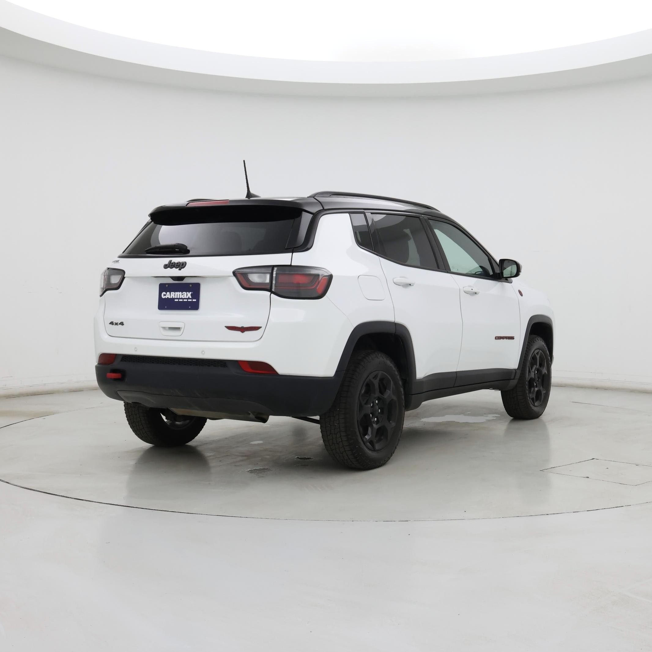 Thumbnail: 2023 Jeep Compass - 8