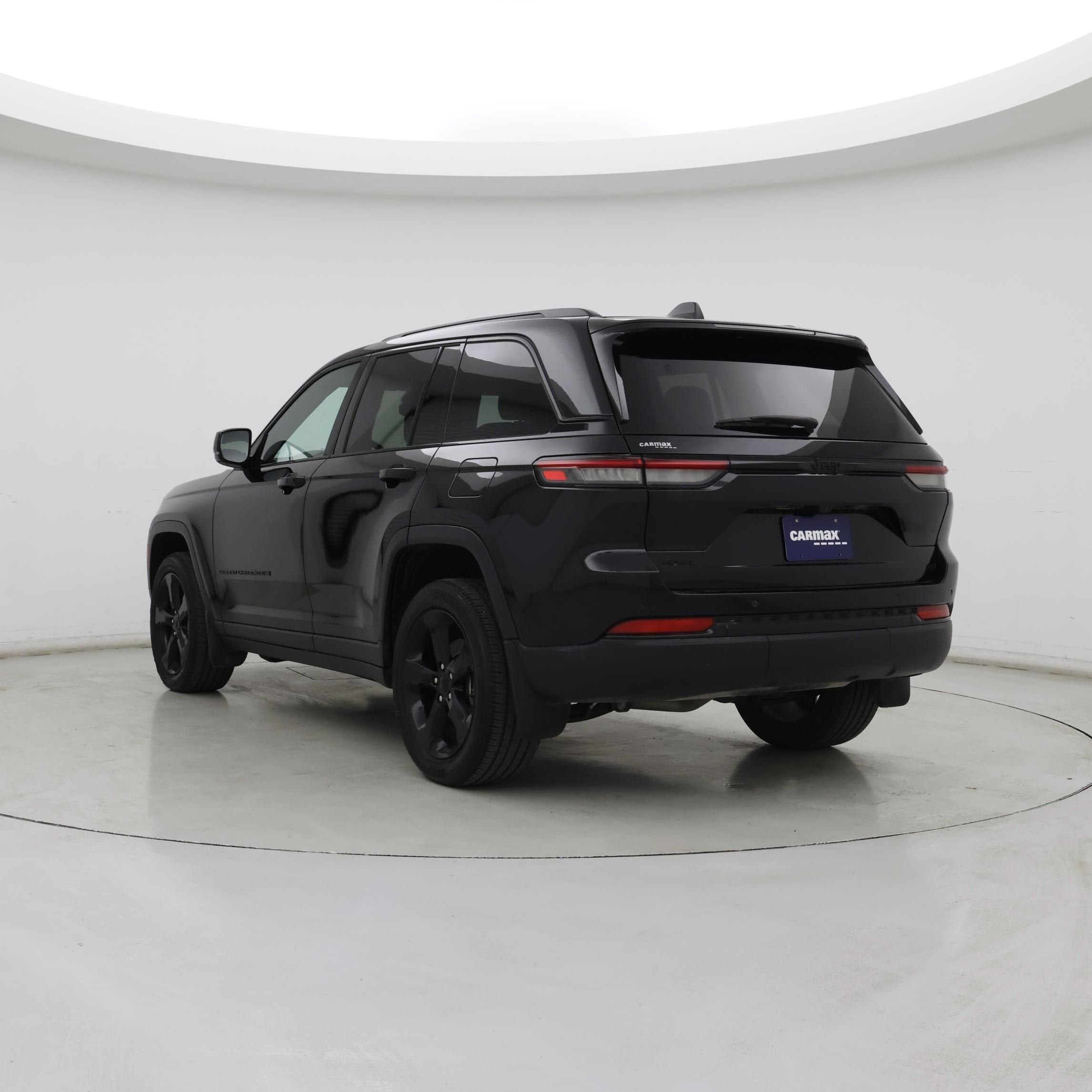 Thumbnail: 2023 Jeep Grand Cherokee - 2