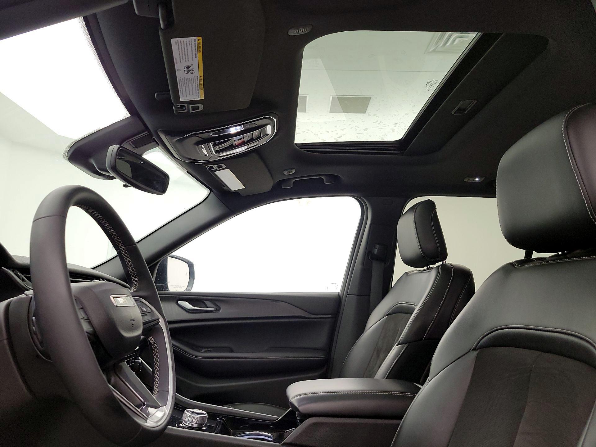 Thumbnail: 2023 Jeep Grand Cherokee - 19