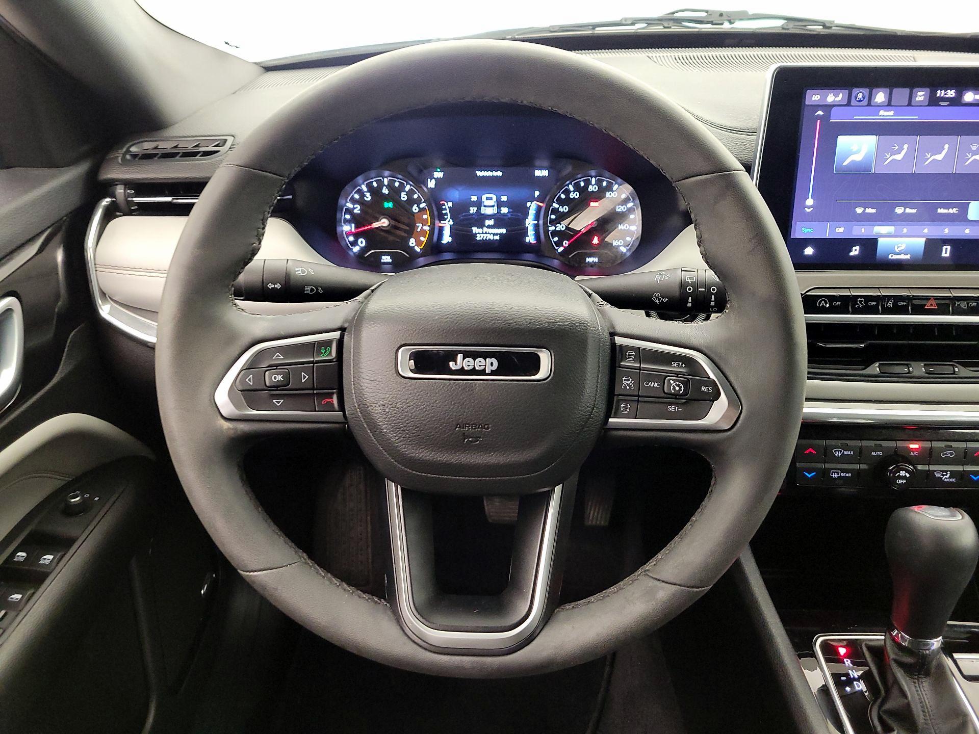 Thumbnail: 2023 Jeep Compass - 10
