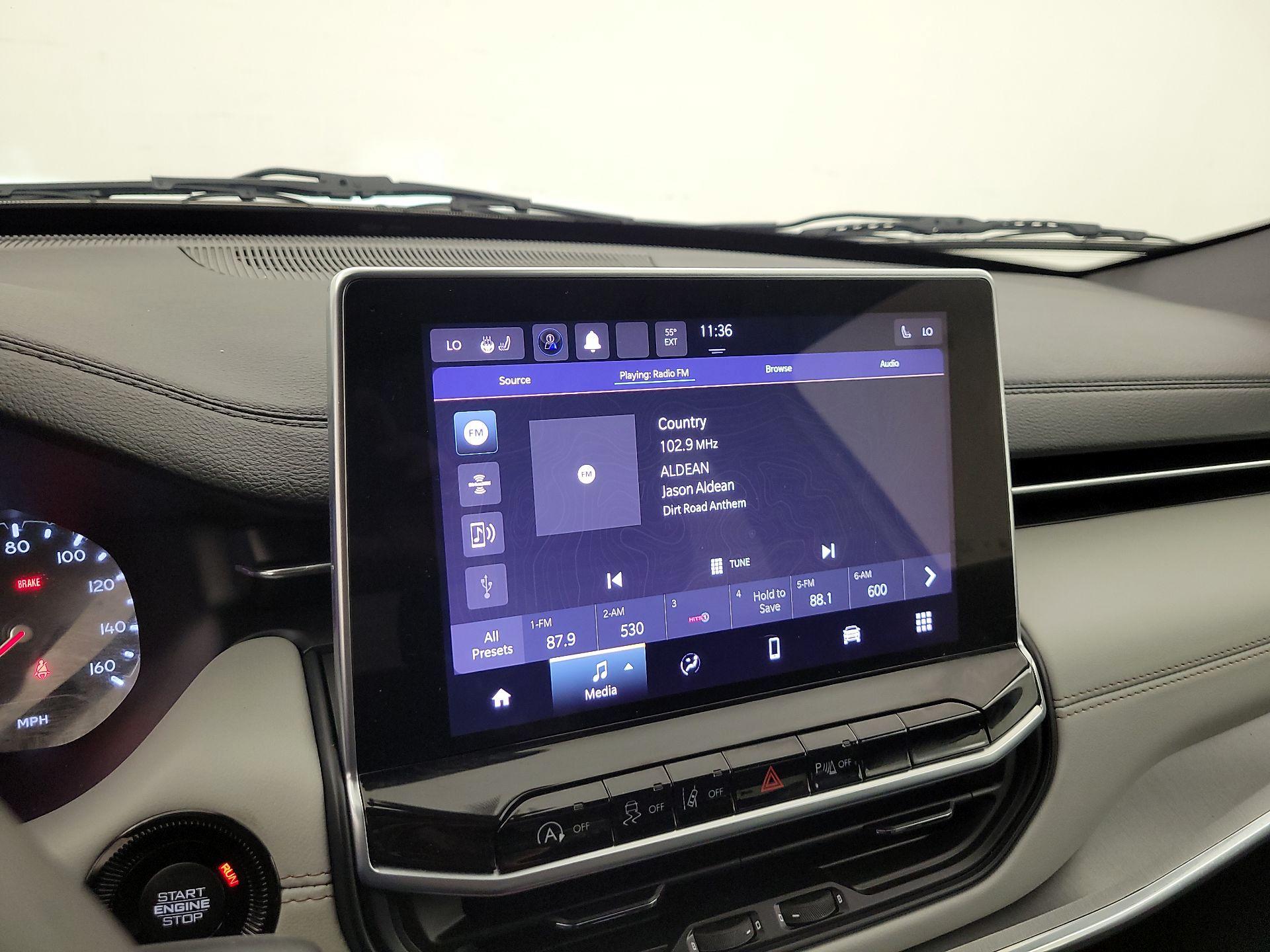 Thumbnail: 2023 Jeep Compass - 15