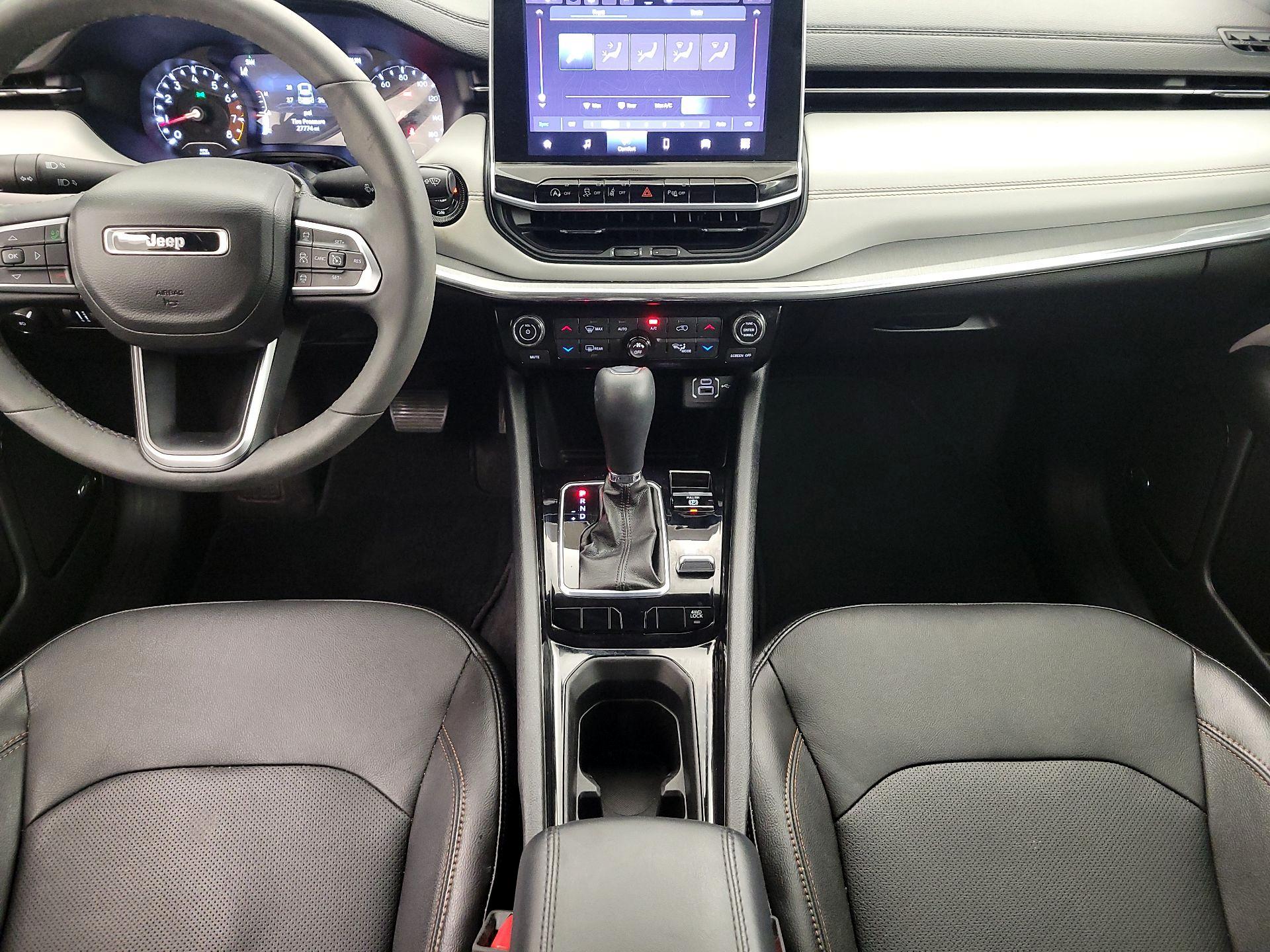 Thumbnail: 2023 Jeep Compass - 17