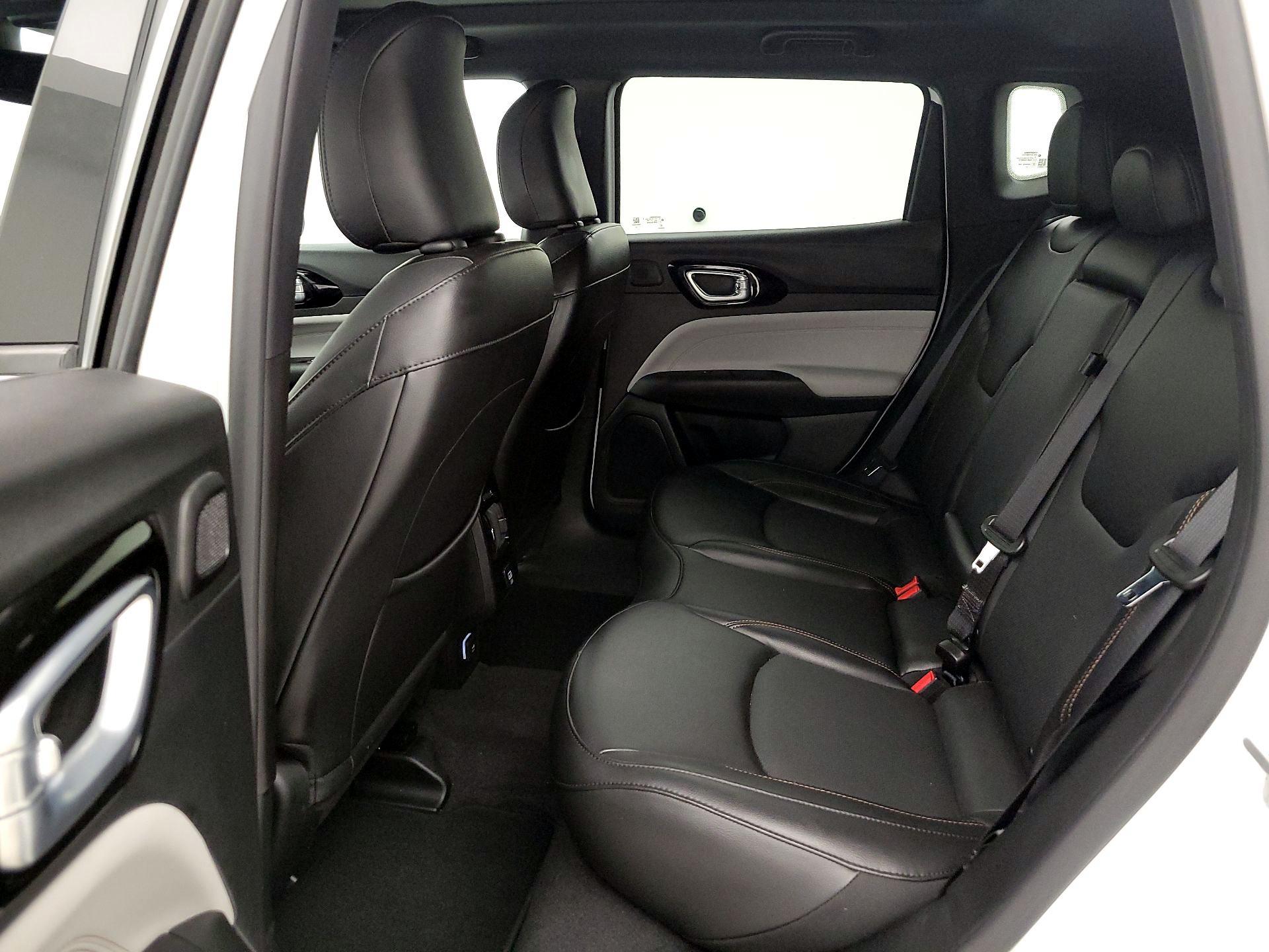 Thumbnail: 2023 Jeep Compass - 20