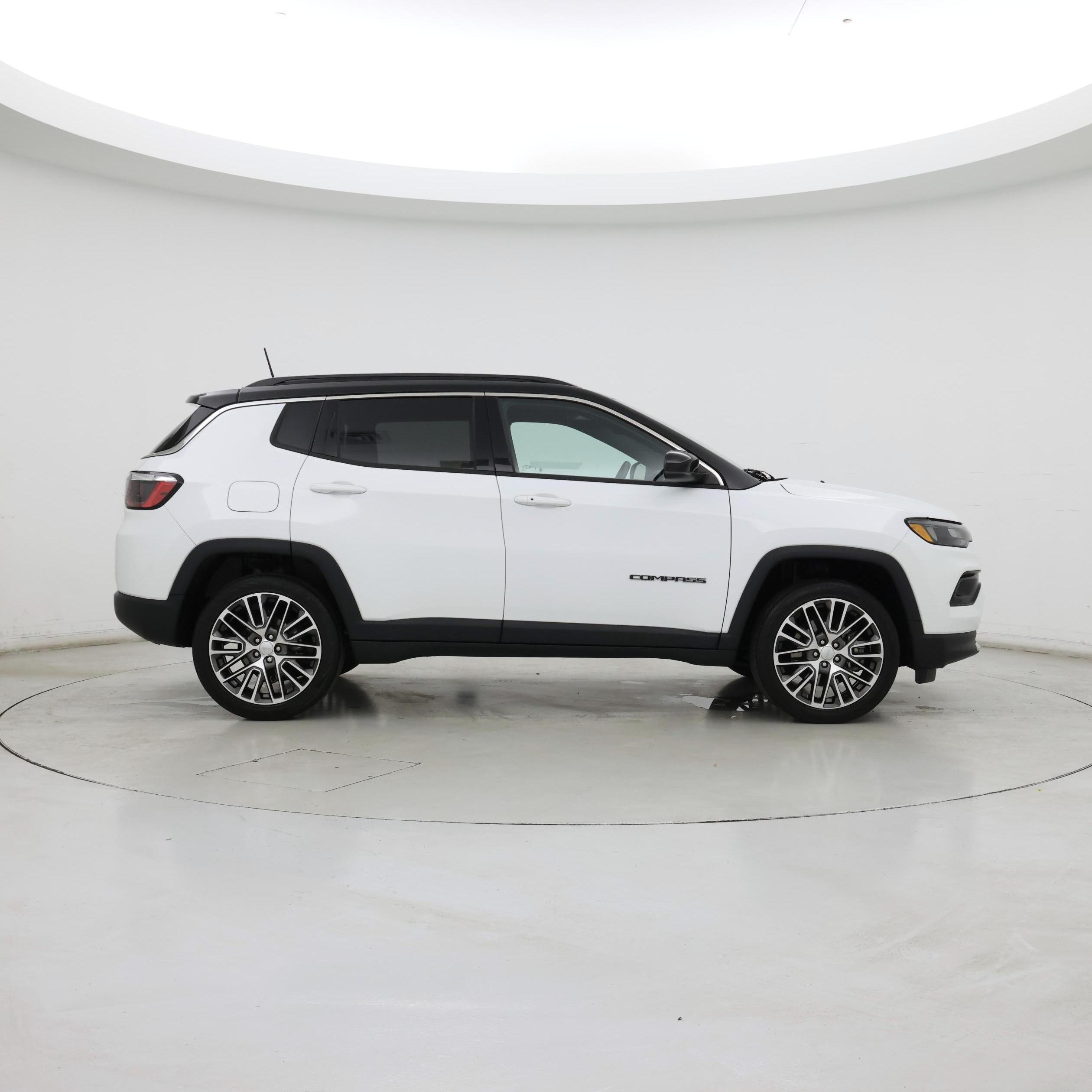 Thumbnail: 2023 Jeep Compass - 7