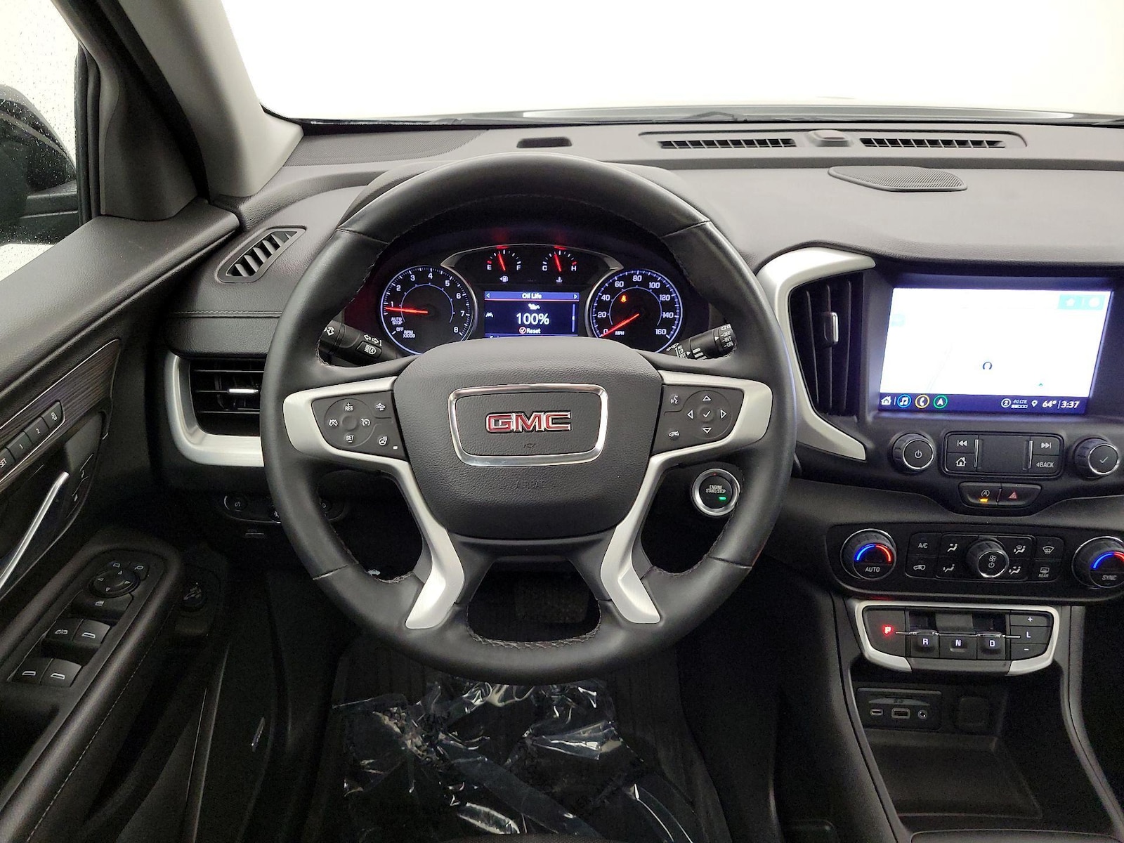2023 GMC Terrain SLT - Photo 11