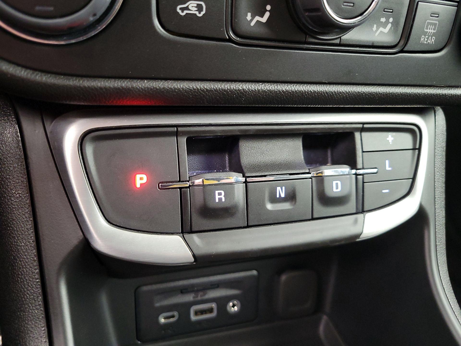 Thumbnail: 2023 GMC Terrain - 18