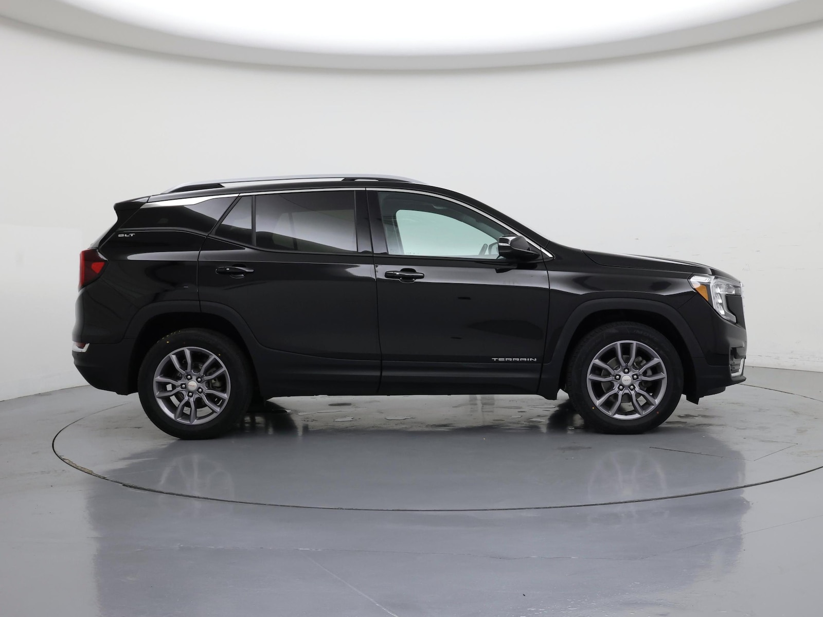 2023 GMC Terrain SLT - Photo 8