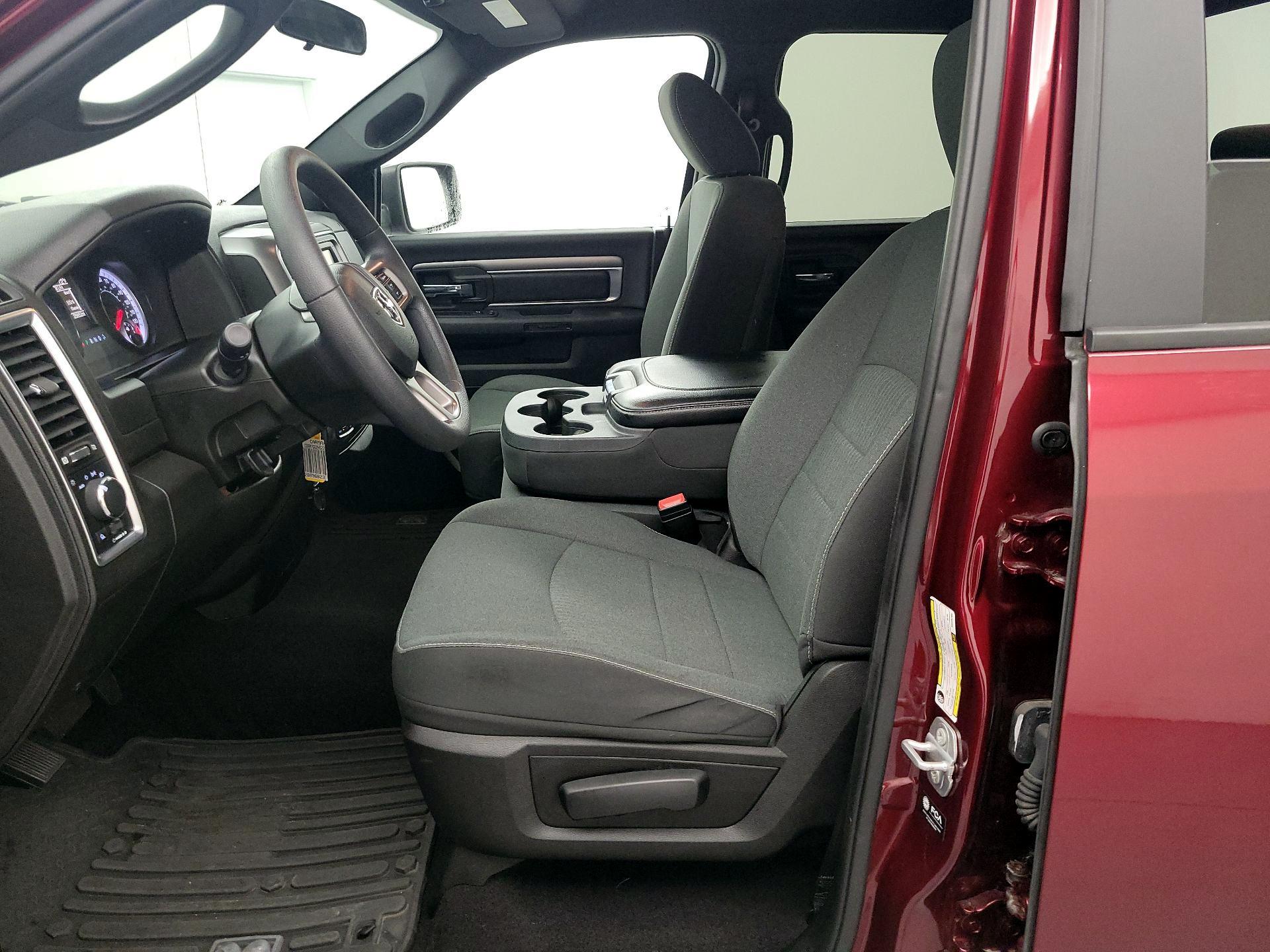 Thumbnail: 2022 RAM 1500 Classic - 11