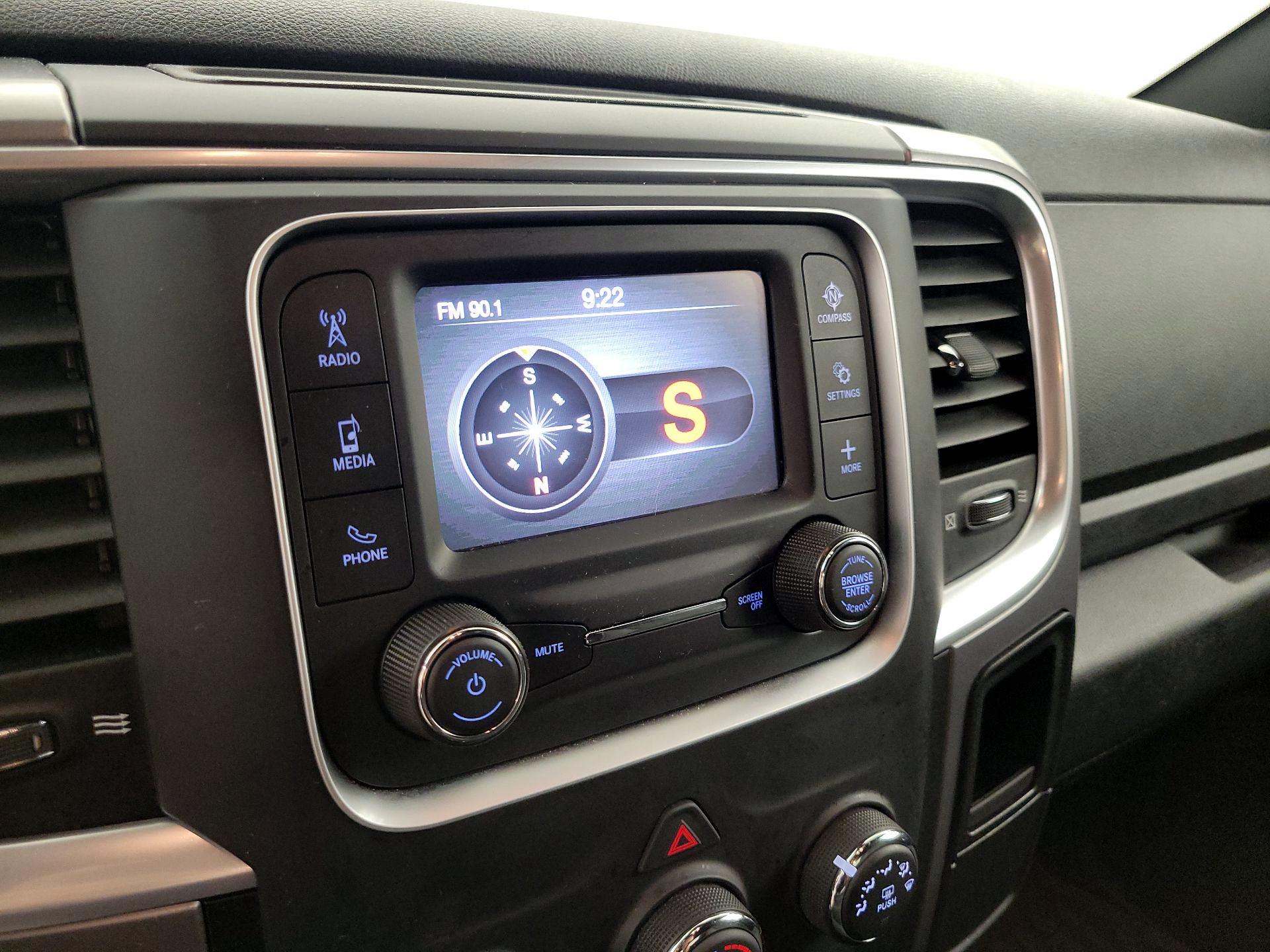 Thumbnail: 2022 RAM 1500 Classic - 14