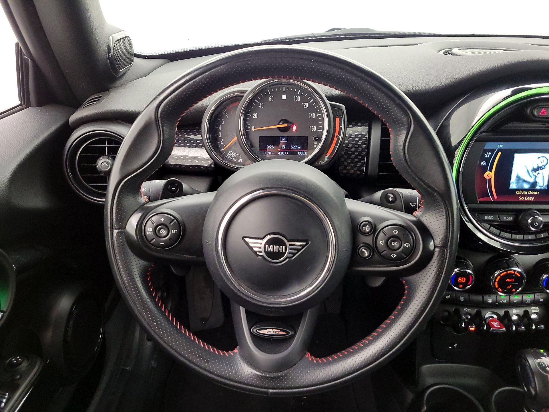 Thumbnail: 2019 MINI Cooper - 10
