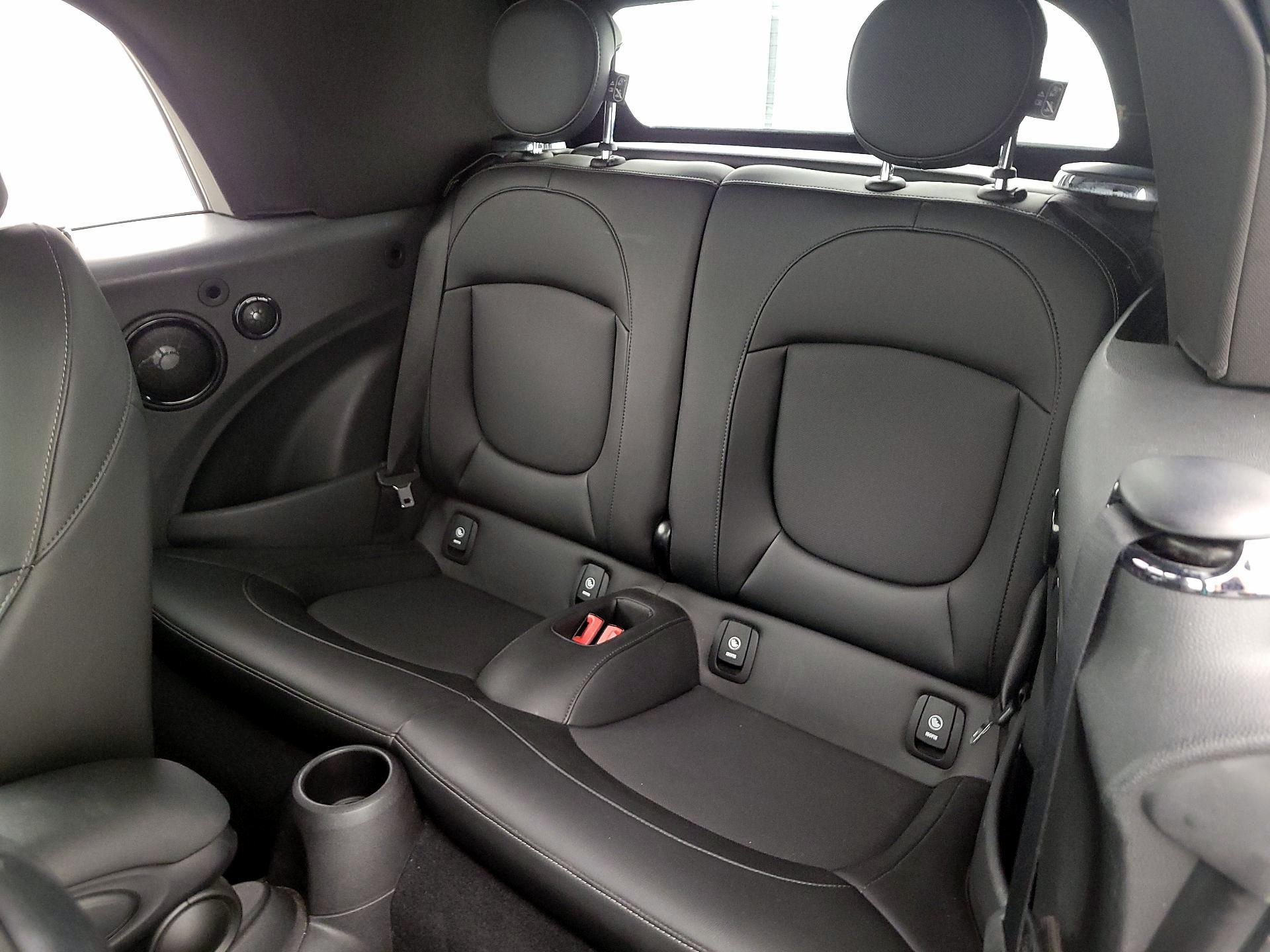 Thumbnail: 2019 MINI Cooper - 19