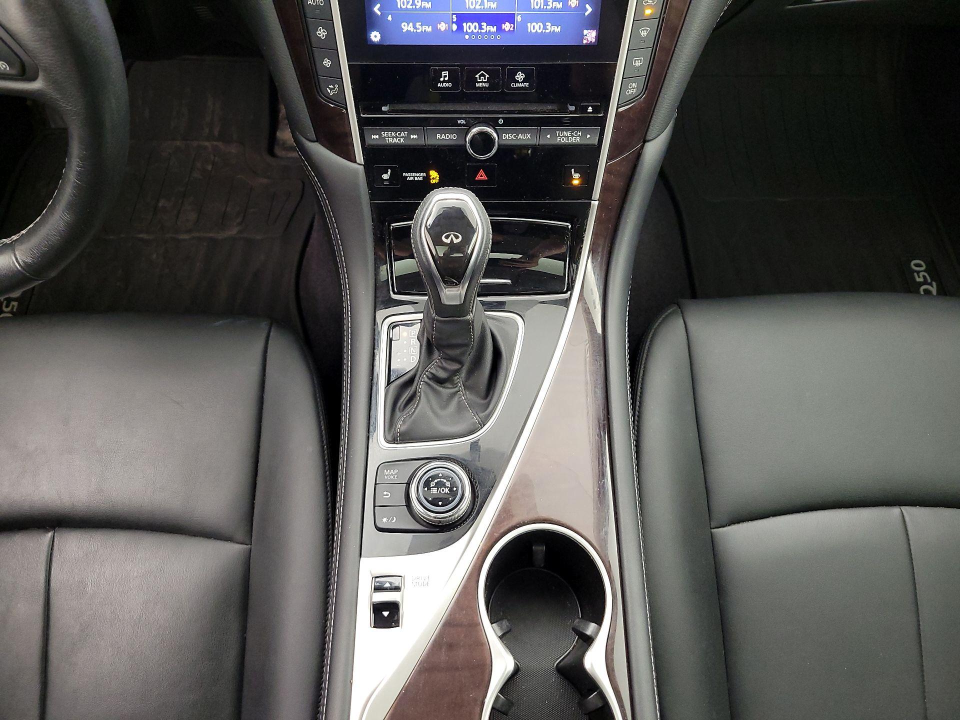 Thumbnail: 2018 INFINITI Q50 - 18