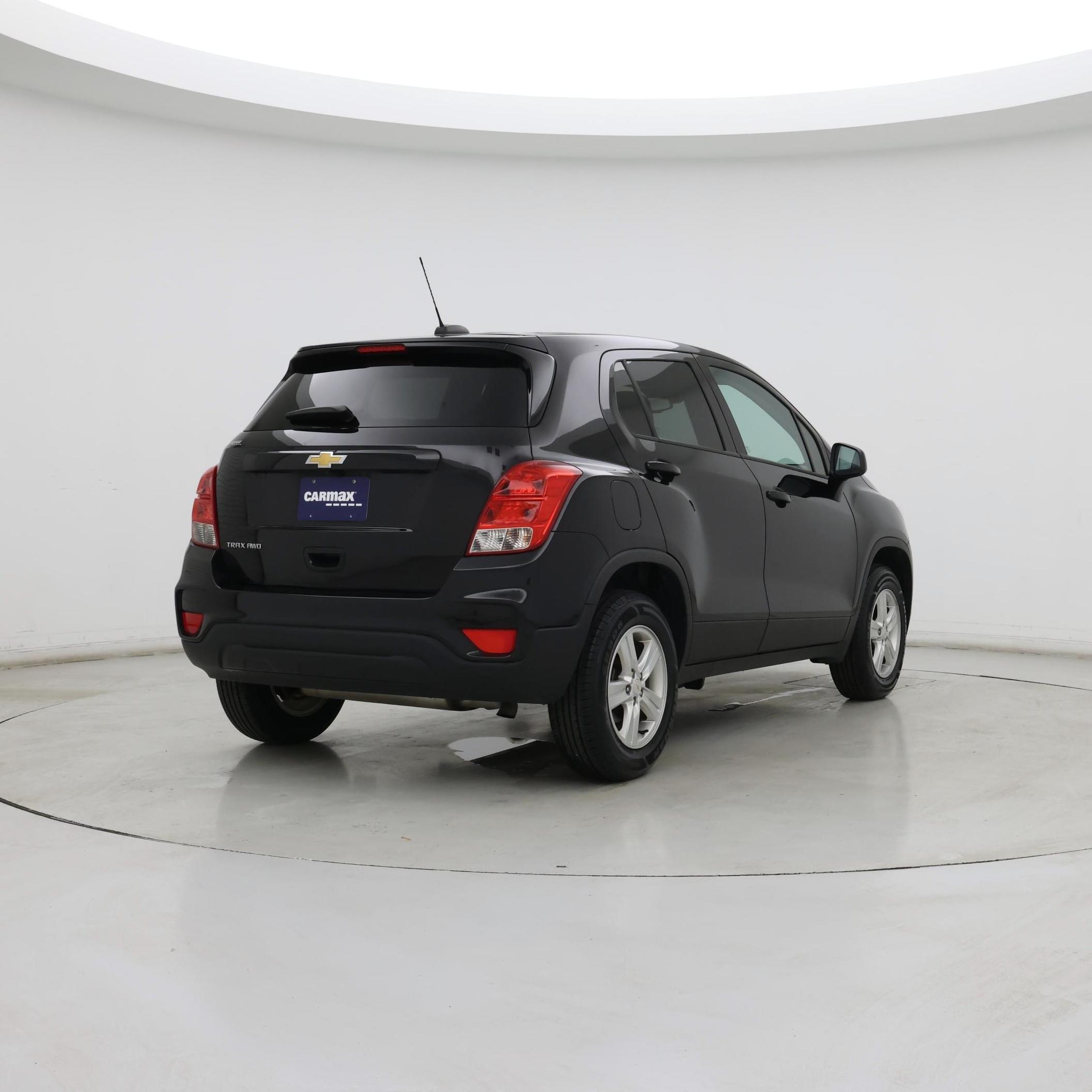 Thumbnail: 2021 Chevrolet Trax - 8