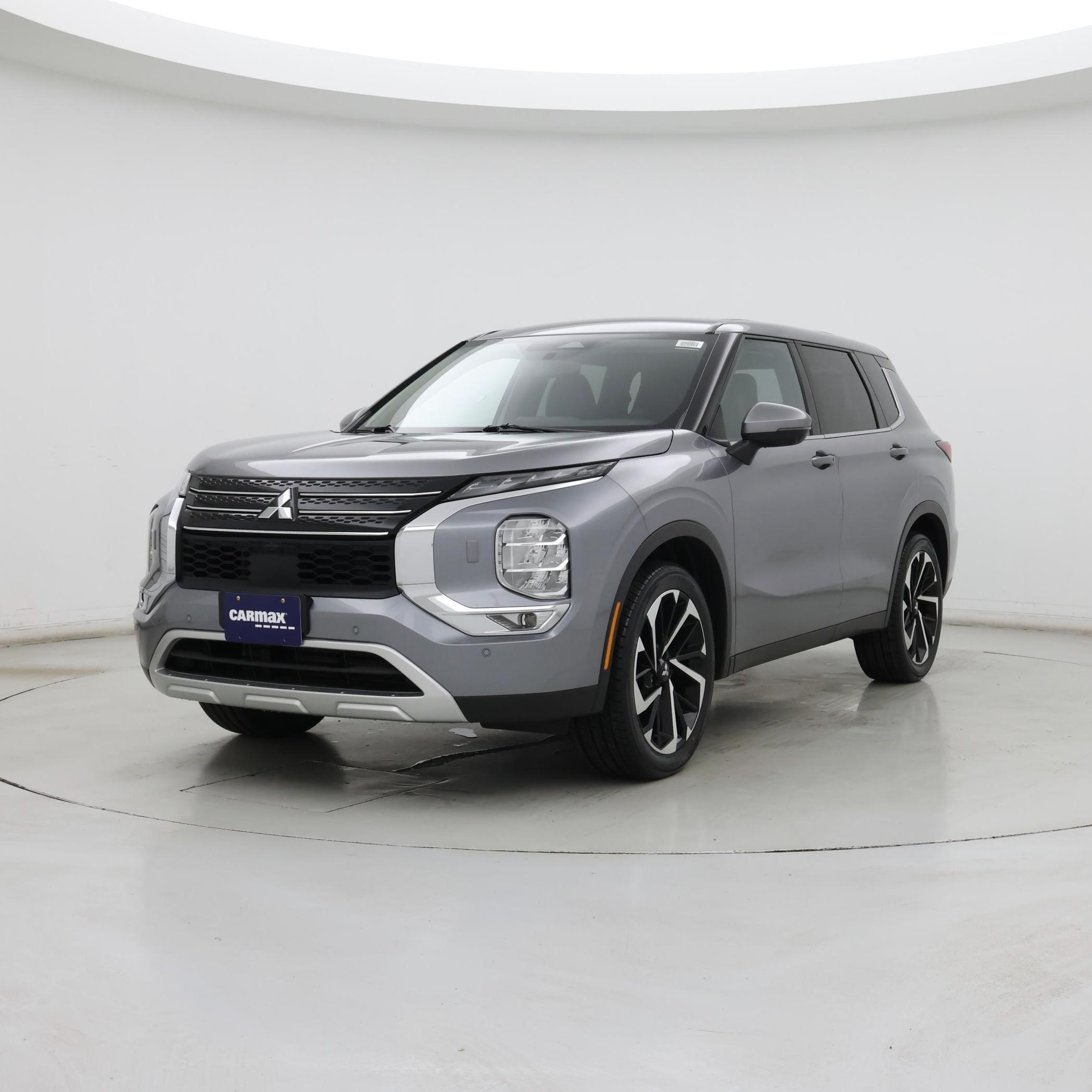 Thumbnail: 2024 Mitsubishi Outlander - 4