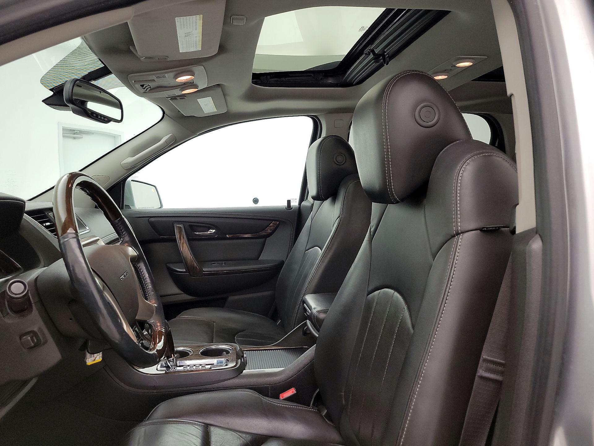 Thumbnail: 2015 GMC Acadia - 20