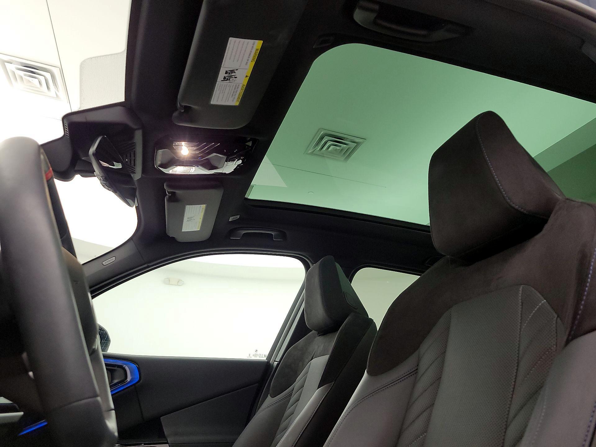 Thumbnail: 2025 BMW X3 - 18