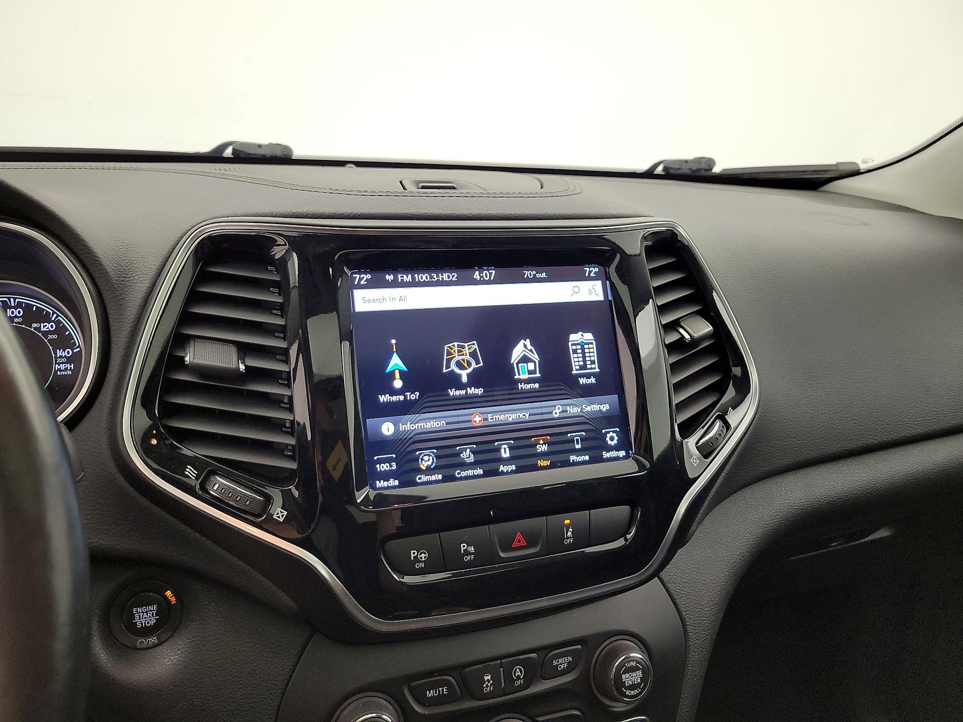 Thumbnail: 2019 Jeep Cherokee - 14