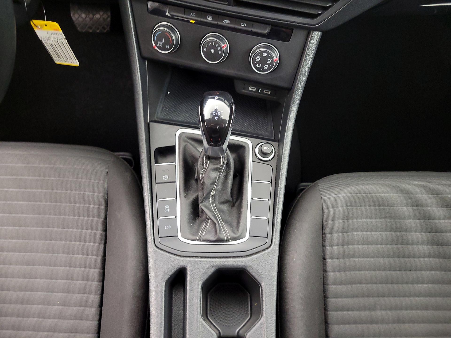 Thumbnail: 2024 Volkswagen Jetta - 17