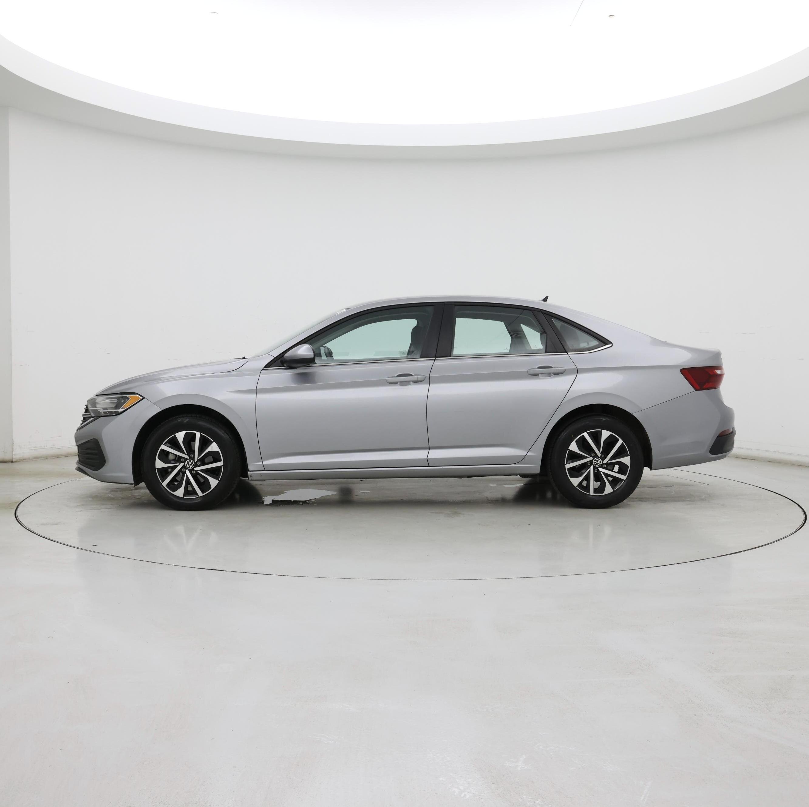 Thumbnail: 2024 Volkswagen Jetta - 3