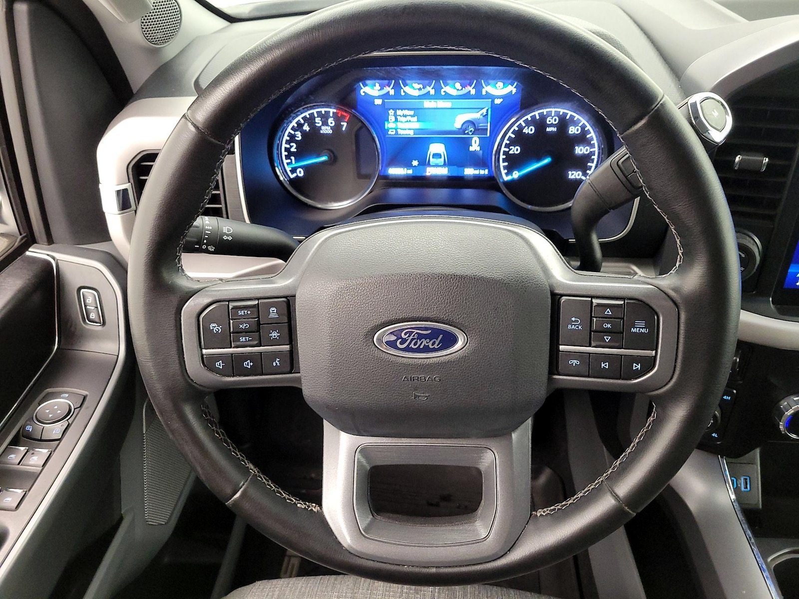 2023 Ford F-150 XLT - Photo 11
