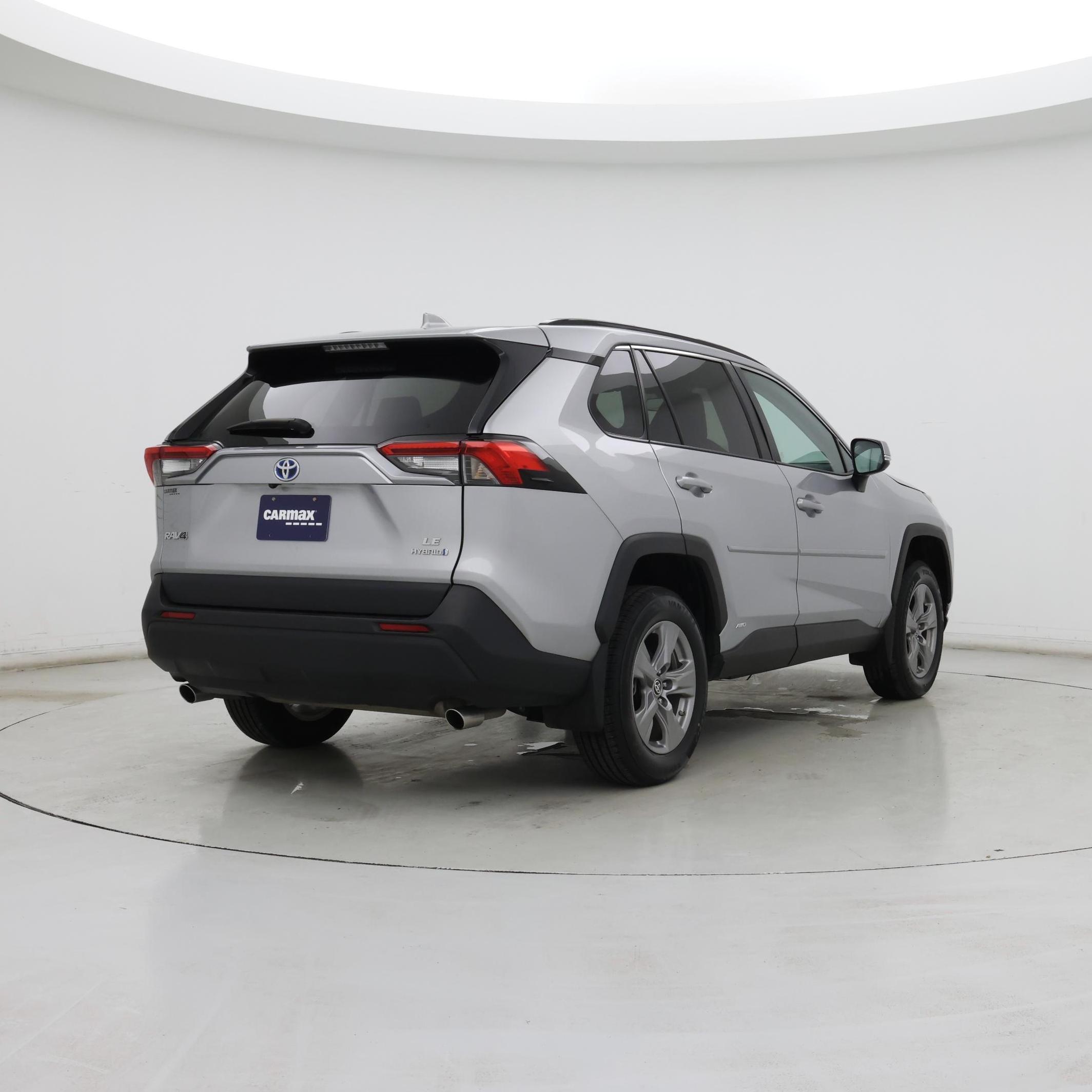 Thumbnail: 2024 Toyota RAV4 - 8