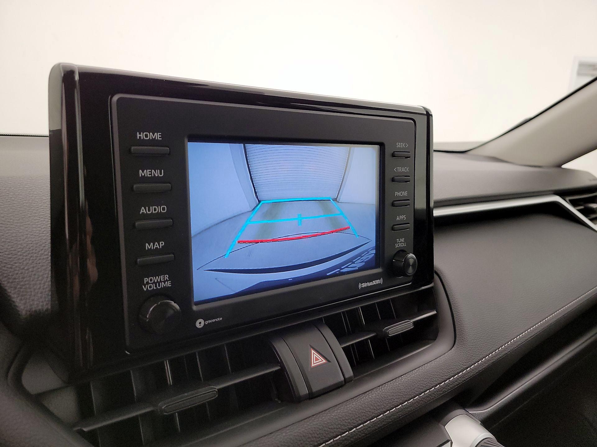 Thumbnail: 2021 Toyota RAV4 - 15