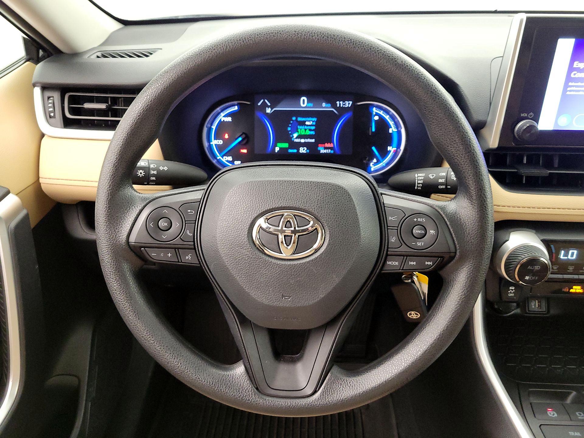 Thumbnail: 2024 Toyota RAV4 - 10