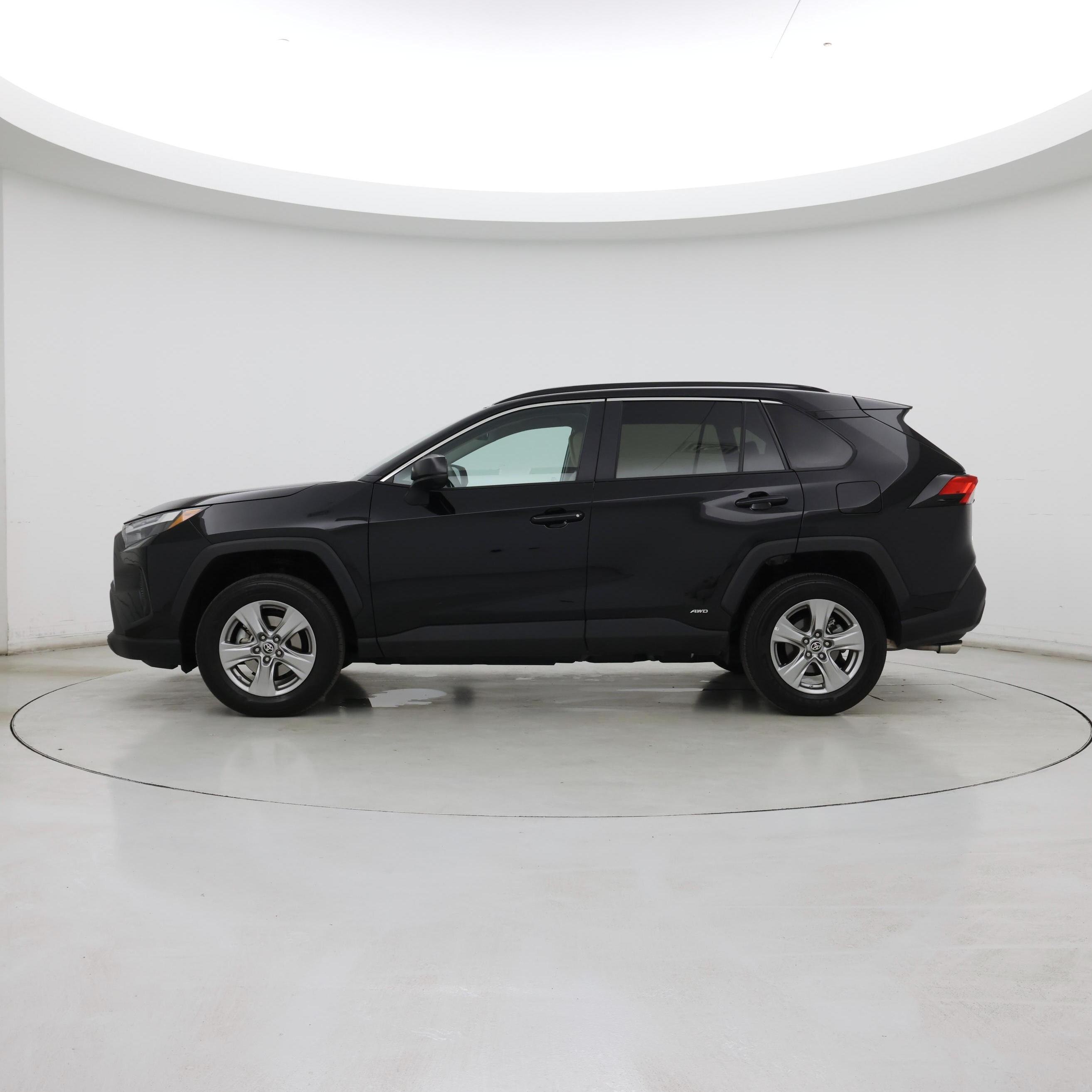Thumbnail: 2024 Toyota RAV4 - 3