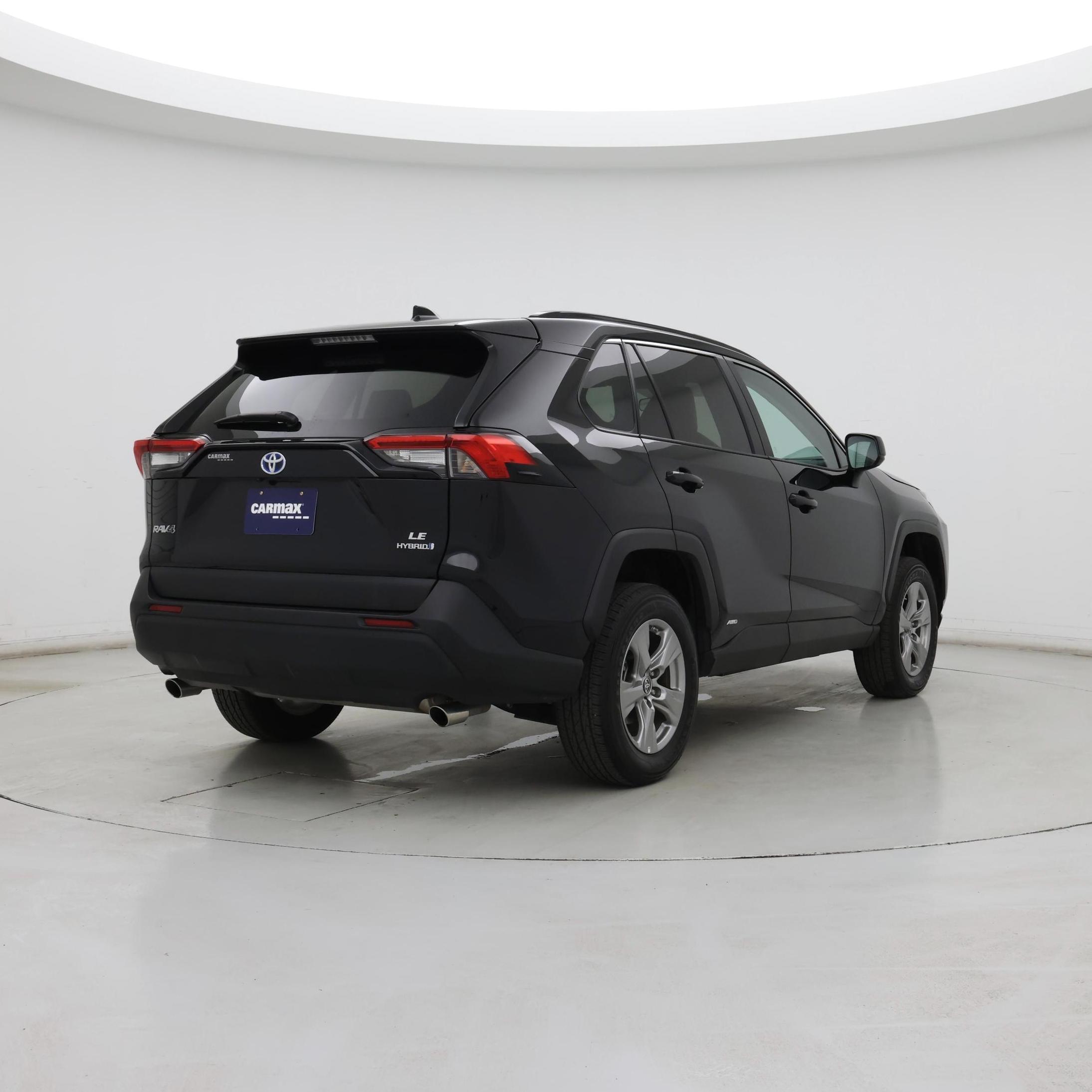 Thumbnail: 2024 Toyota RAV4 - 8